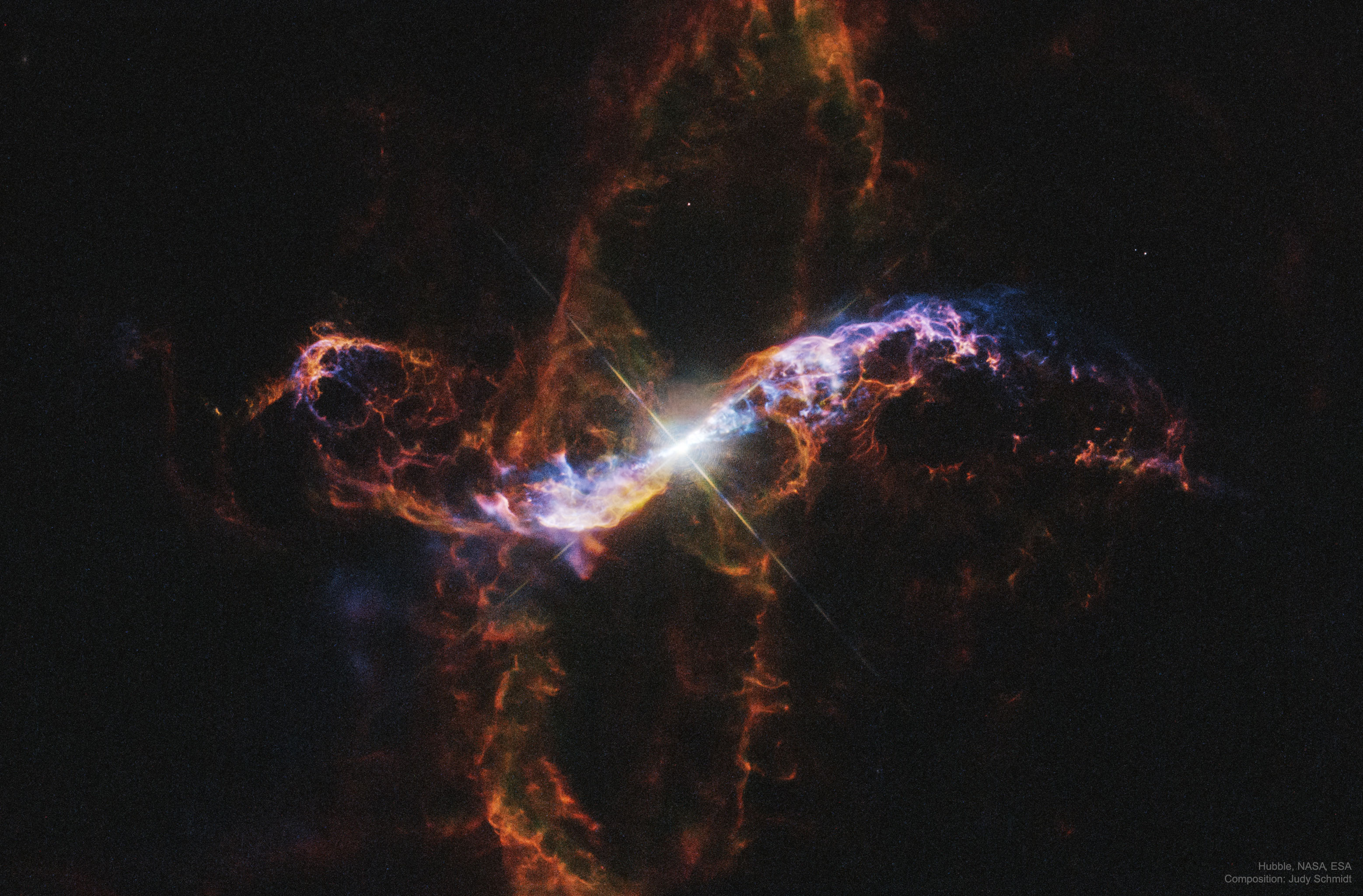 APOD: 2018 July 11 – Symbiotic R Aquarii