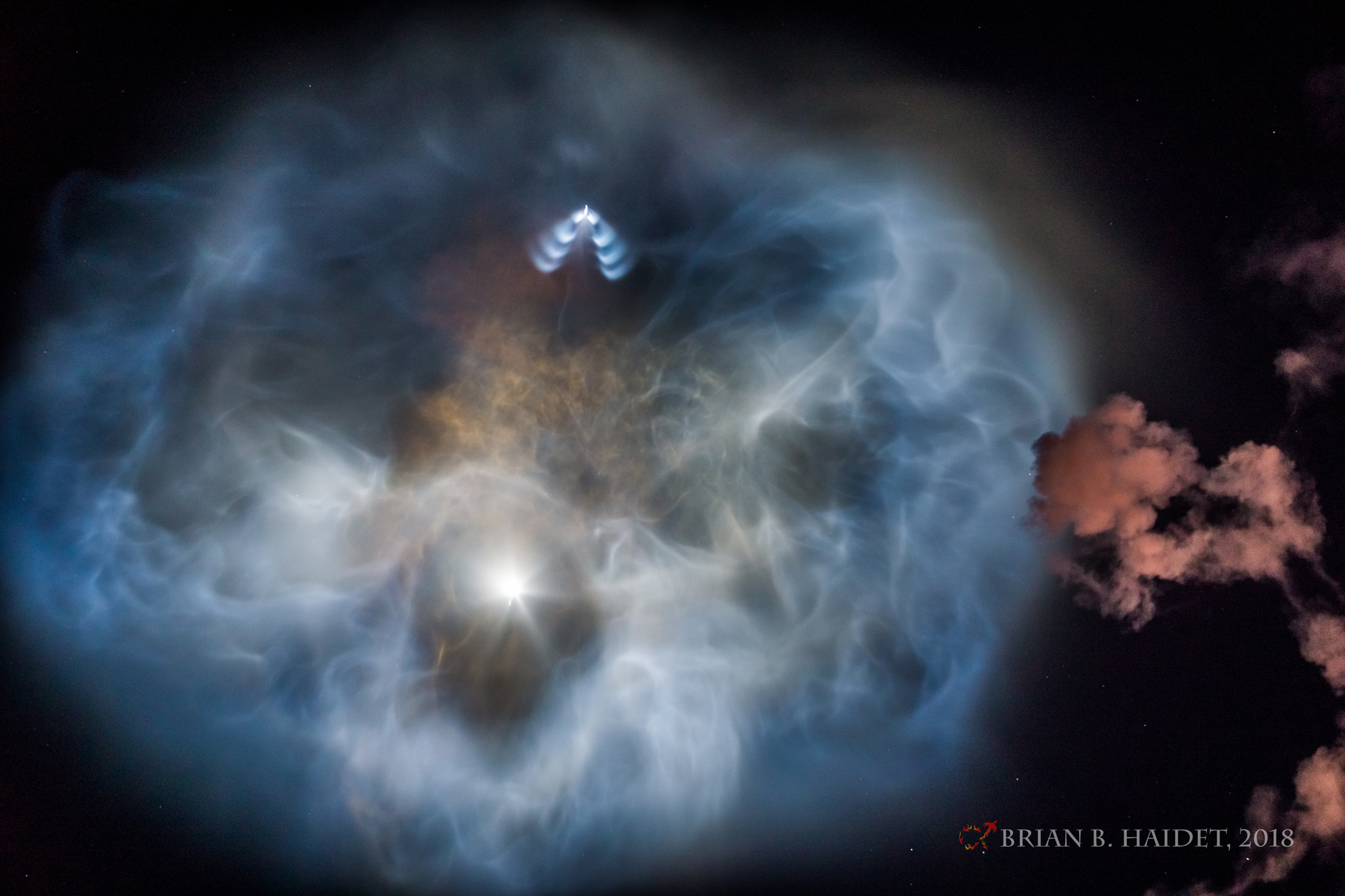 APOD: 2018 October 12 – The Falcon 9 Nebula