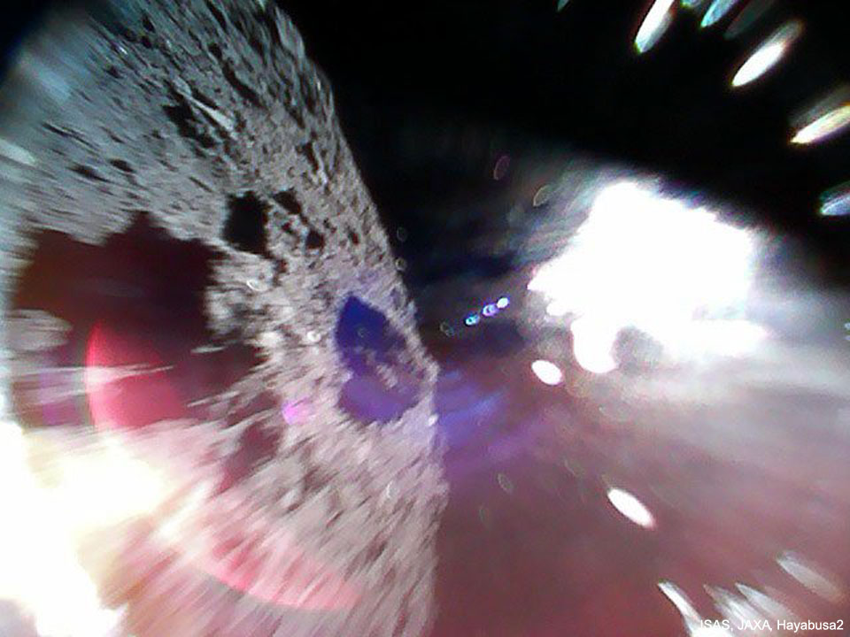 APOD: 2018 September 24 – Rover 1A Hops on Asteroid Ryugu