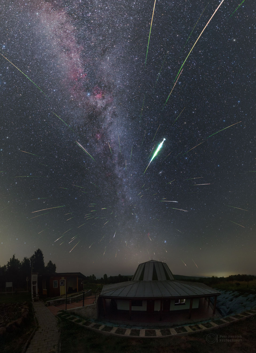 APOD: 2019 August 12 – Perseid Meteors over Slovakia
