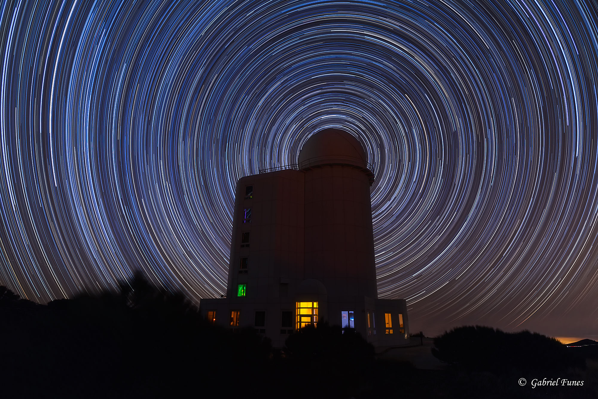 APOD: 2019 January 18 – Circumpolar Star Trails