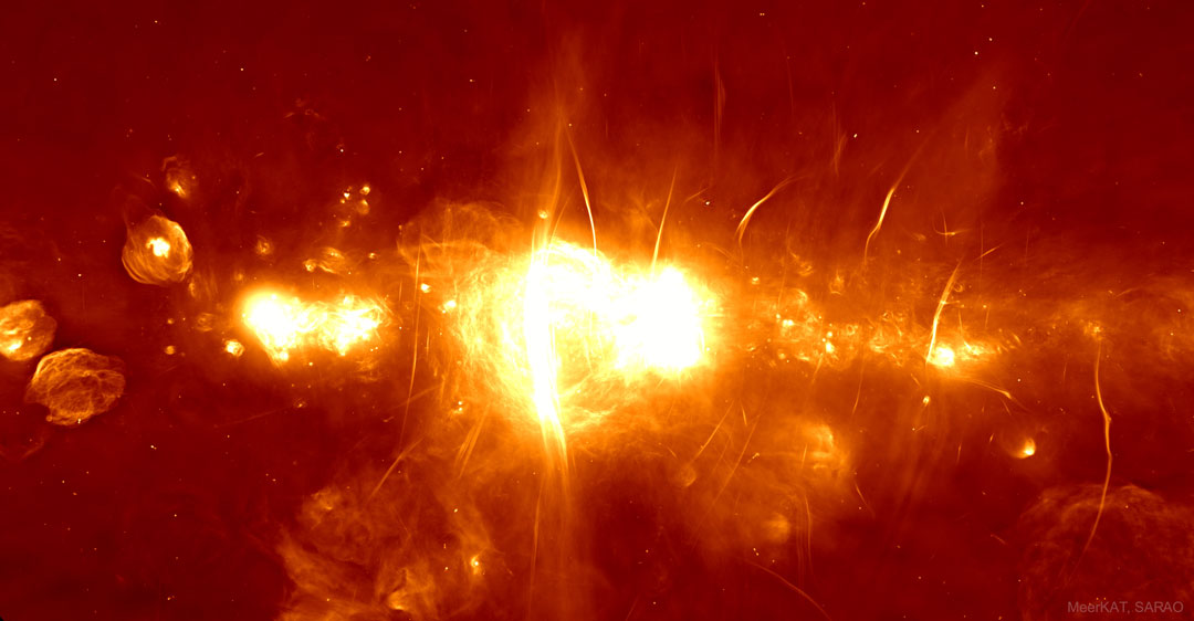APOD: 2019 July 8 – The Galactic Center in Radio from MeerKAT