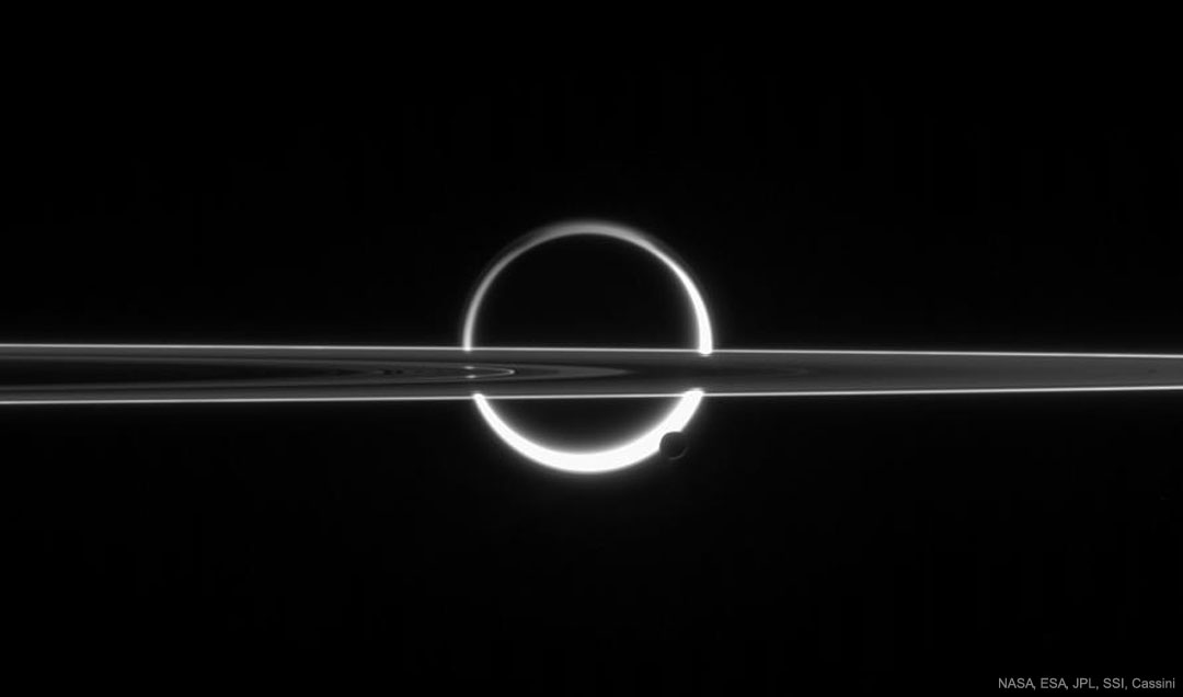 APOD: 2019 May 5 – Saturn, Titan, Rings, and Haze