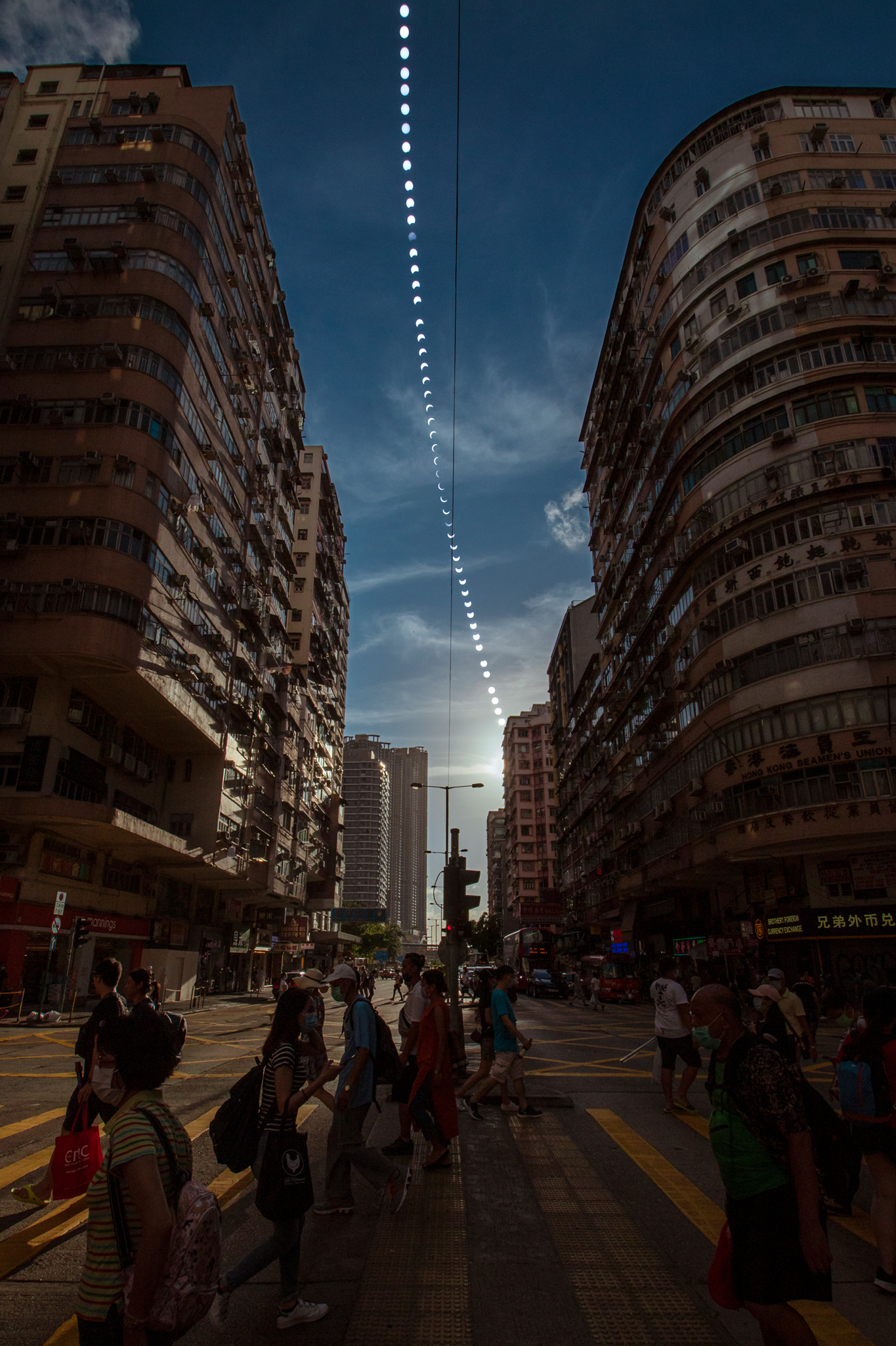 APOD: 2020 June 25 – Eclipse Street, Hong Kong