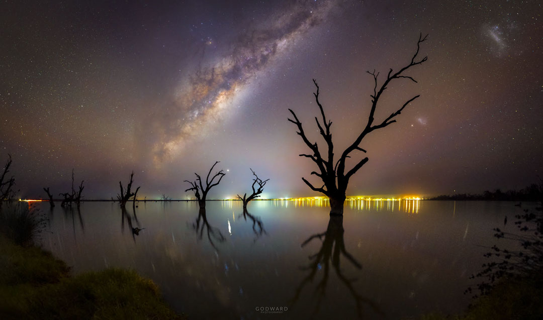 APOD: 2020 June 29 – Dark Sky Reflections