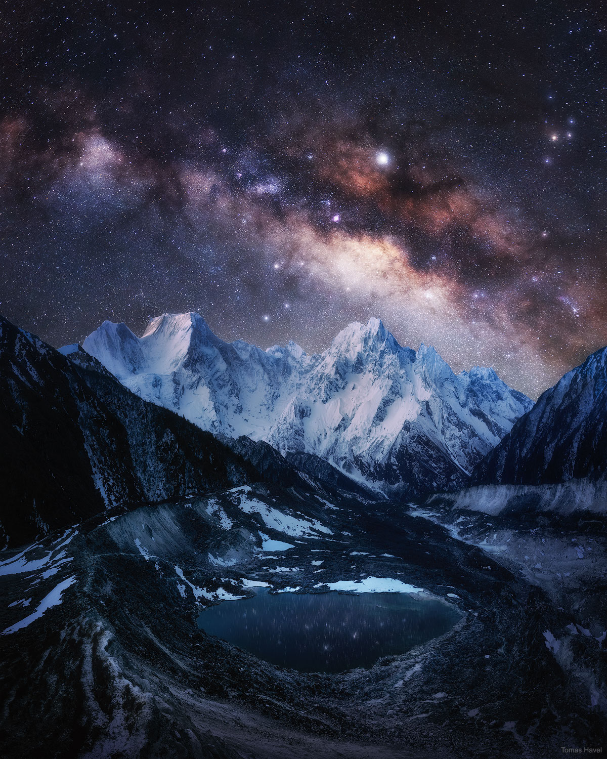 APOD: 2020 May 26 – The Milky Way over Snow Capped Himalayas