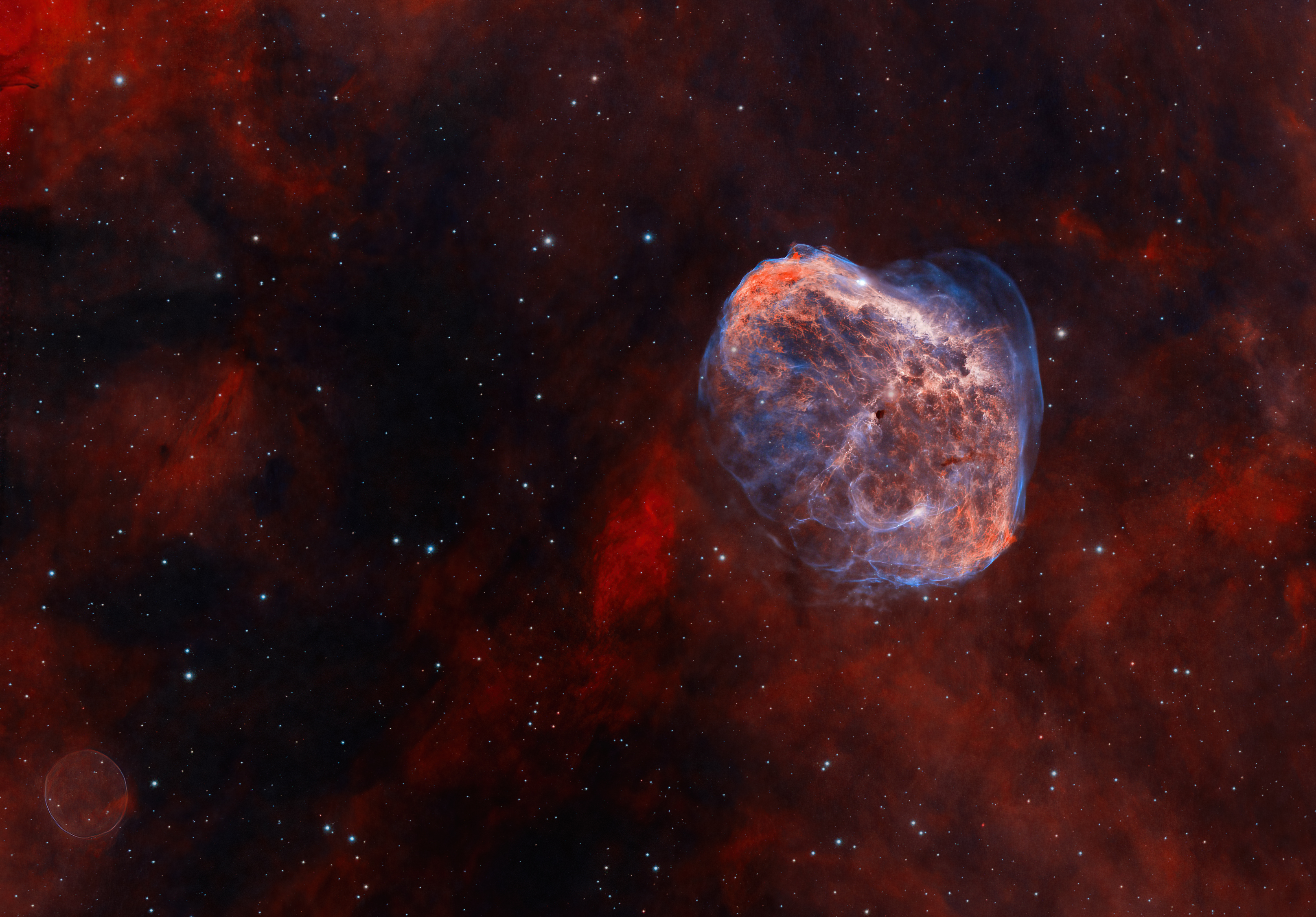 APOD: 2020 October 17 – Cygnus: Bubble and Crescent