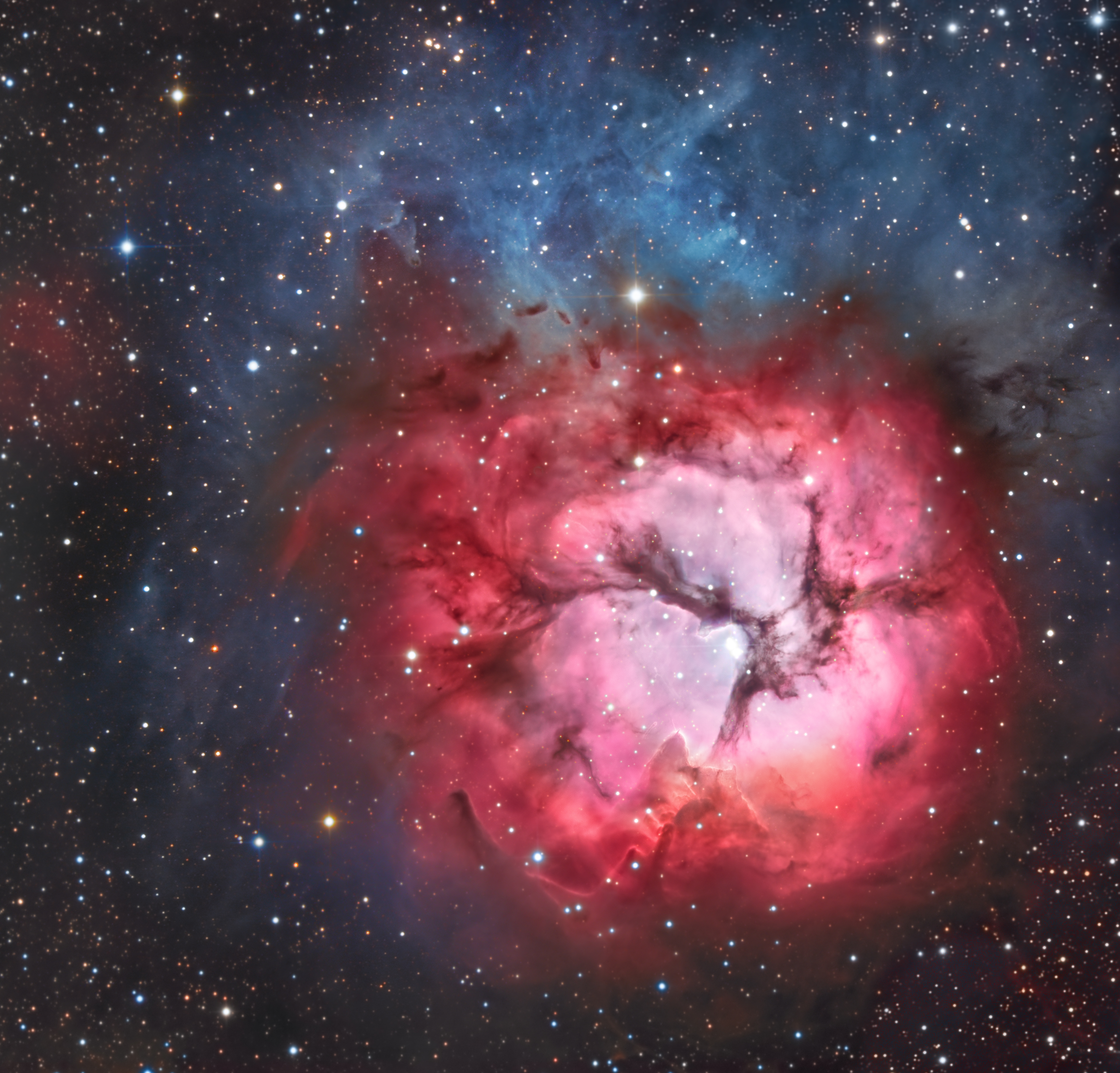 APOD: 2021 August 12 – A Beautiful Trifid