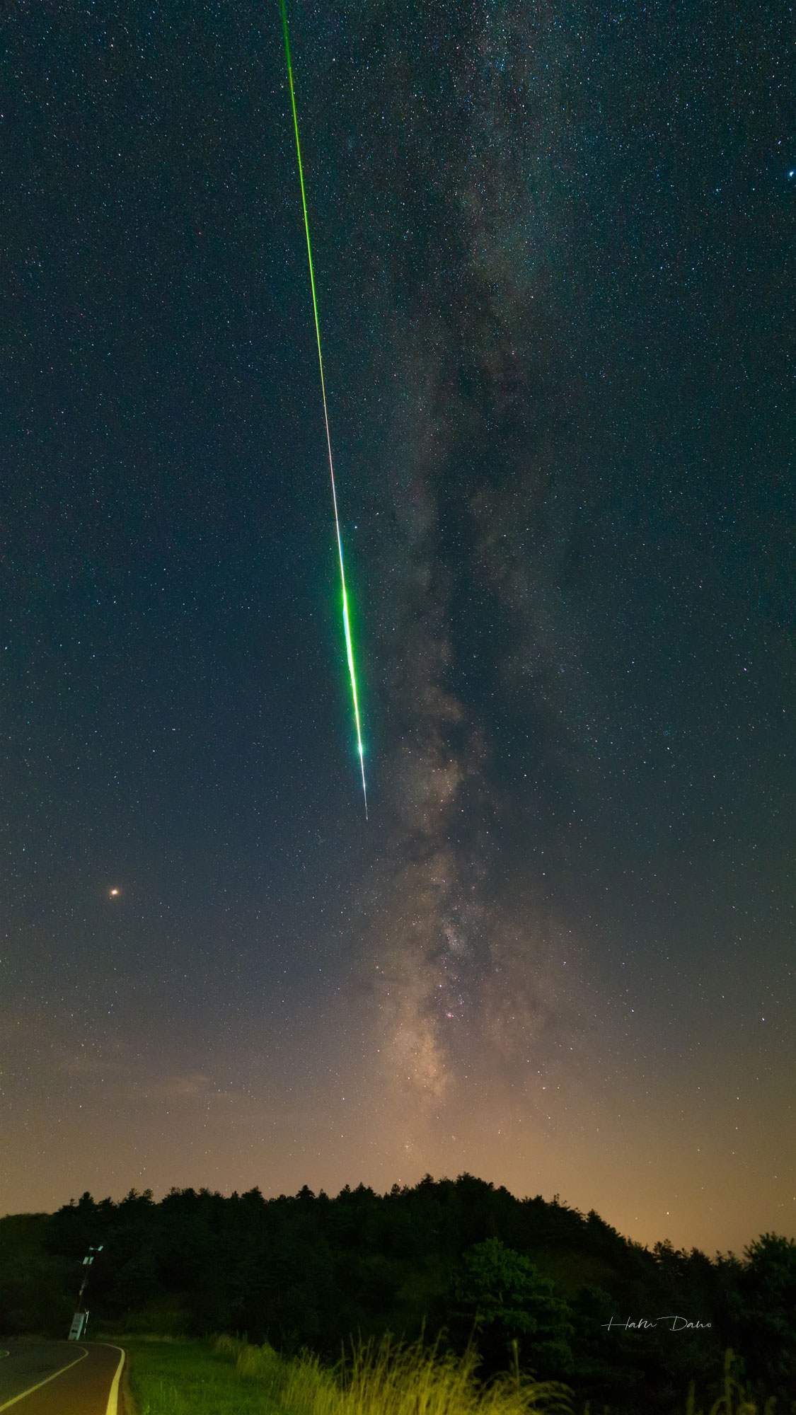 APOD: 2021 August 3 – A Perseid Meteor and the Milky Way