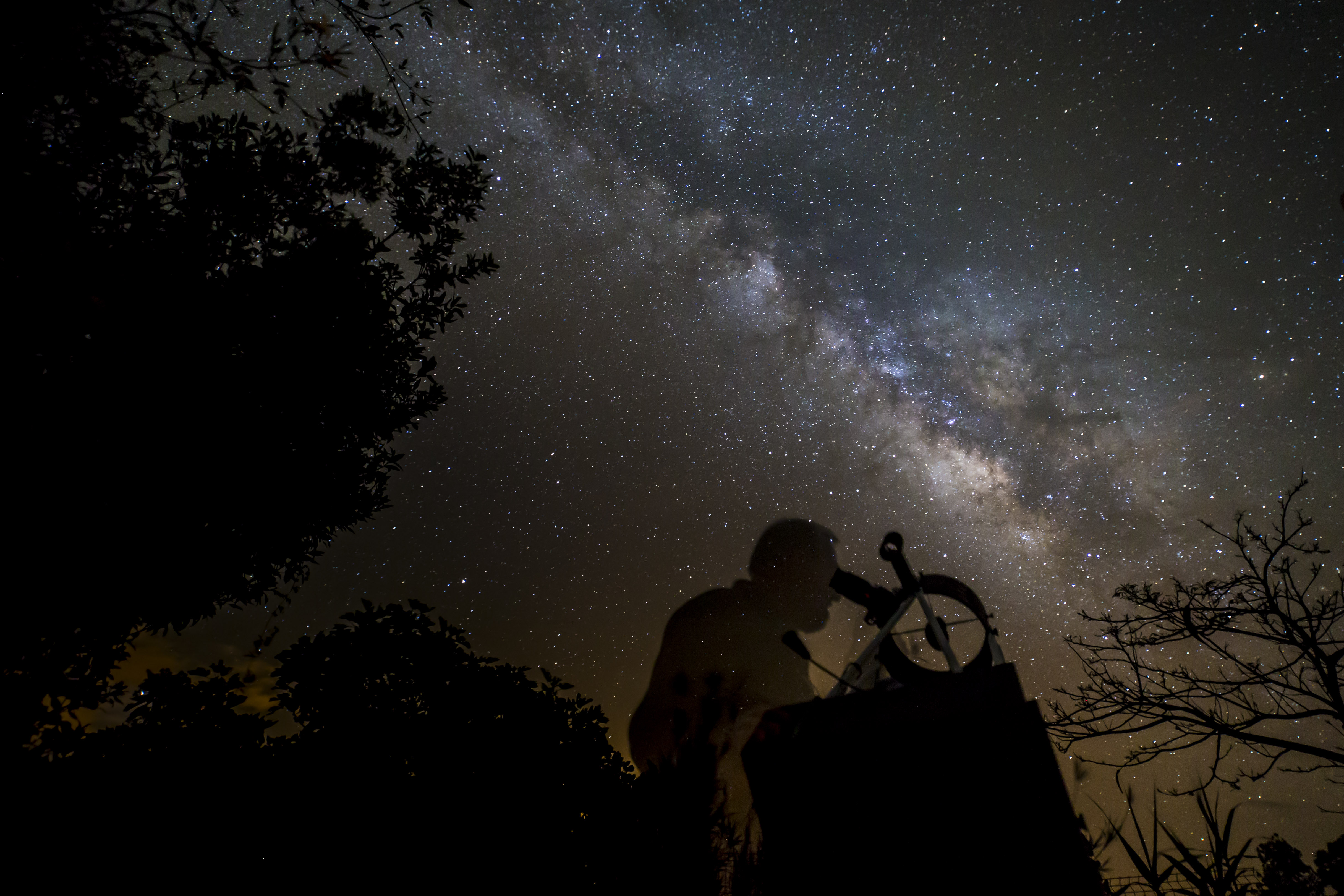 APOD: 2021 July 3 – Along the Milky Way