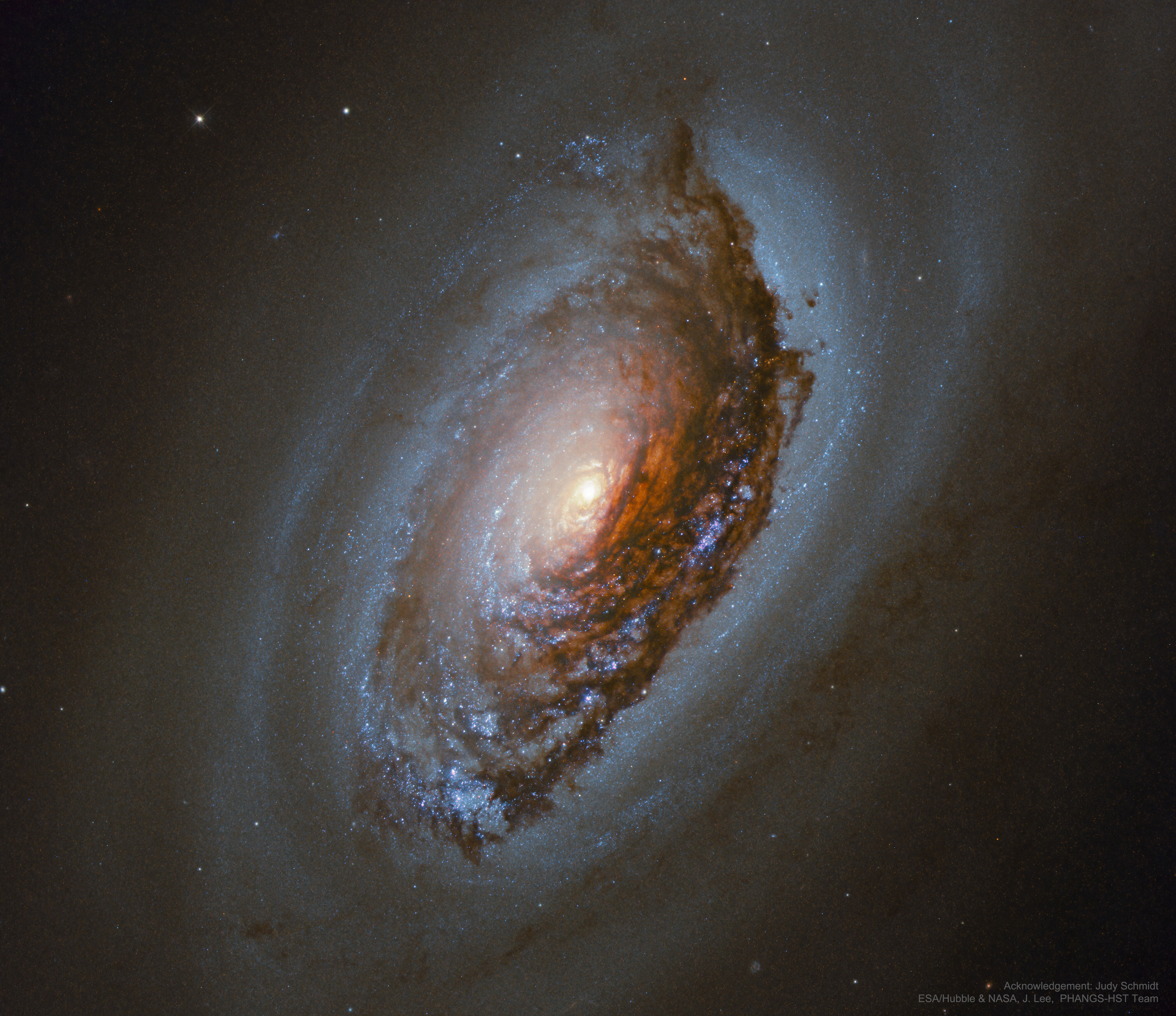 APOD: 2021 March 29 – M64: The Evil Eye Galaxy