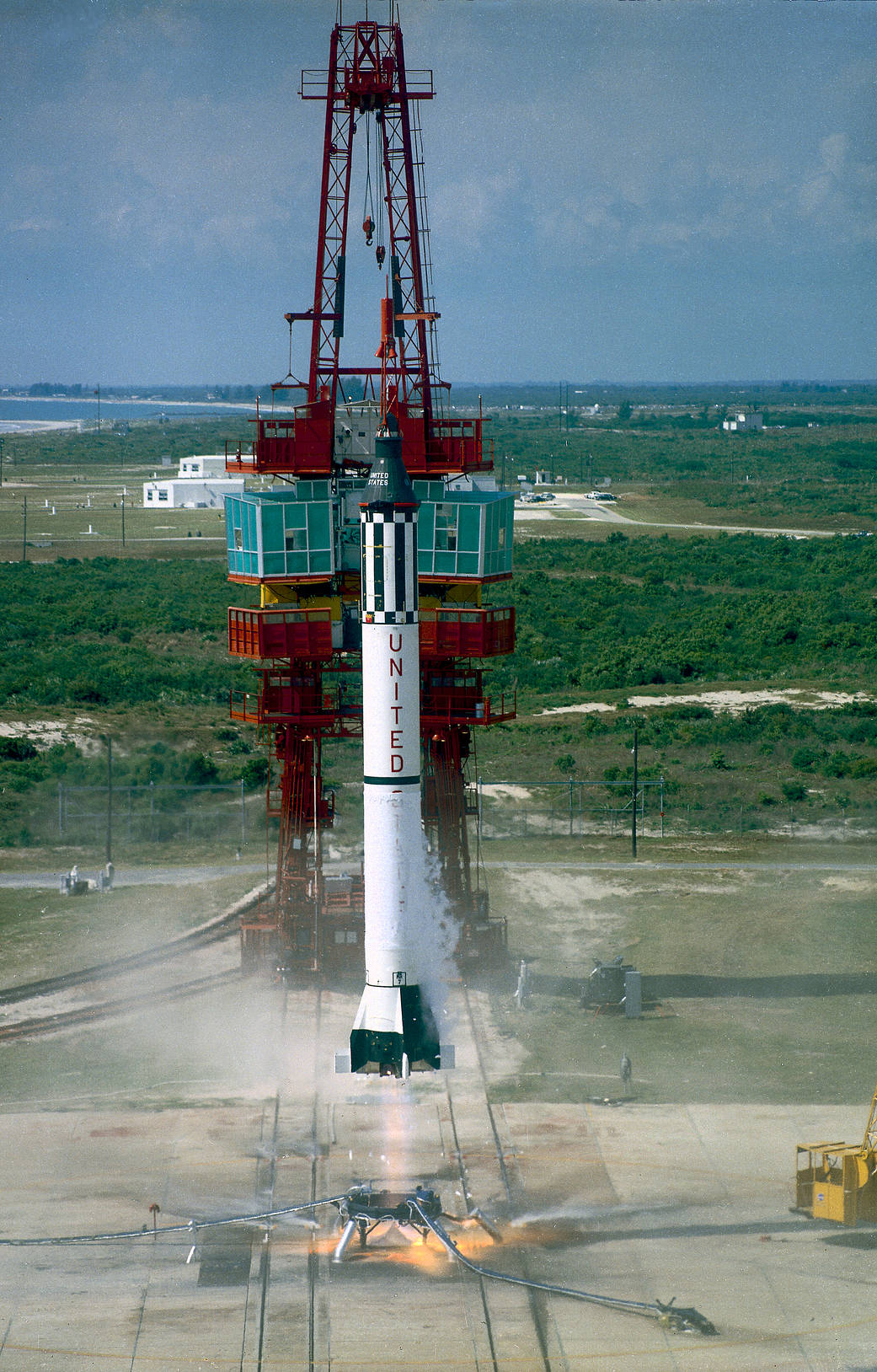 APOD: 2021 May 7 – Mercury-Redstone 3 Launch