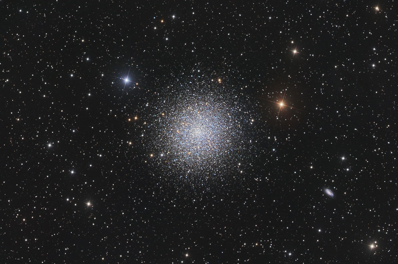 M13: The Great Globular Cluster in Hercules — APOD for 2021-05-20