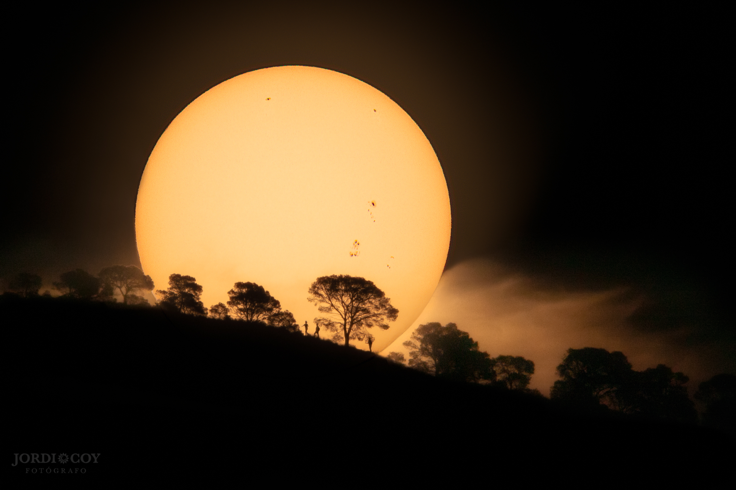 APOD: 2021 September 21 – Sun Spot Hill
