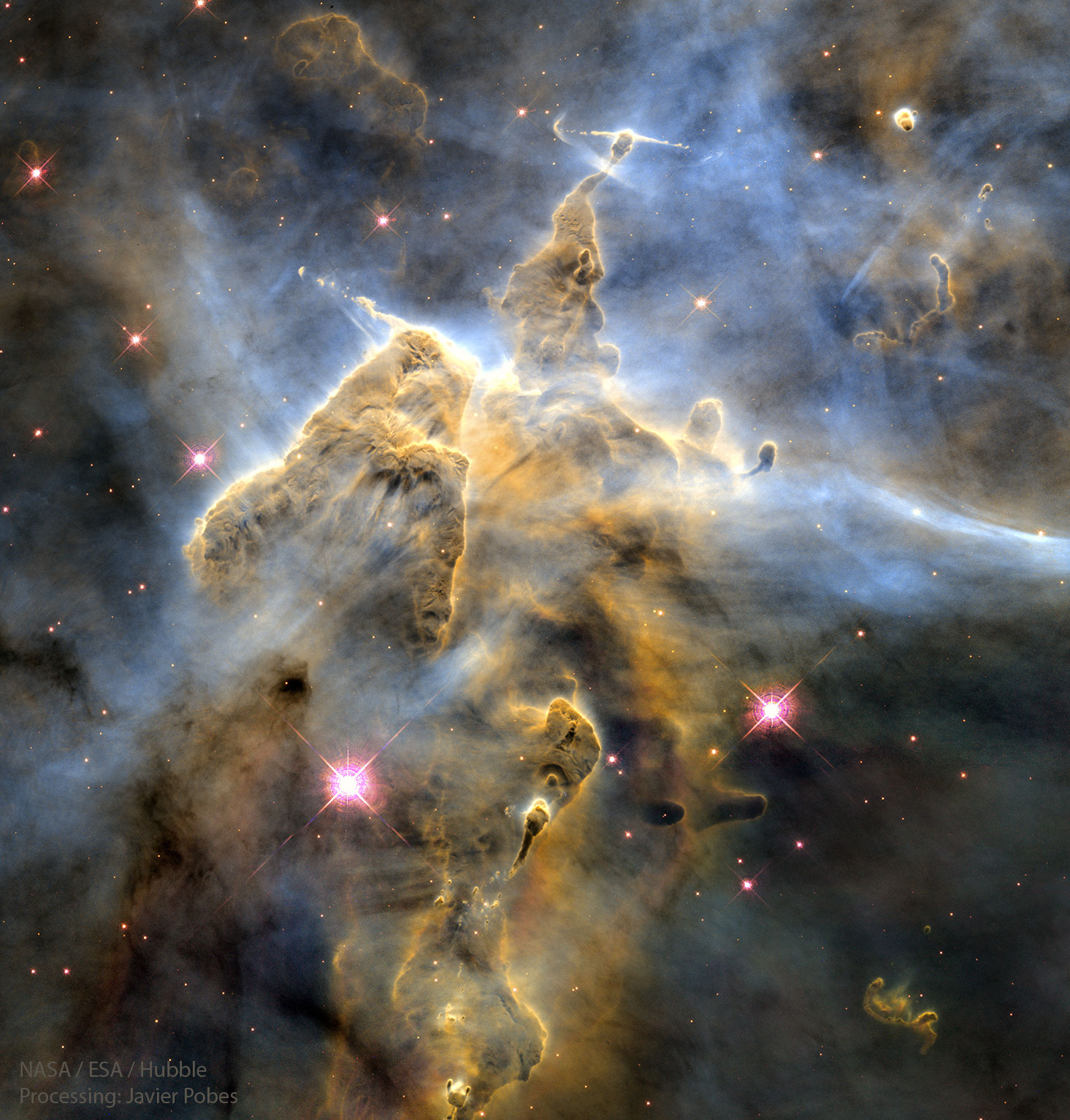 APOD: 2022 August 1 – Mountains of Dust in the Carina Nebula