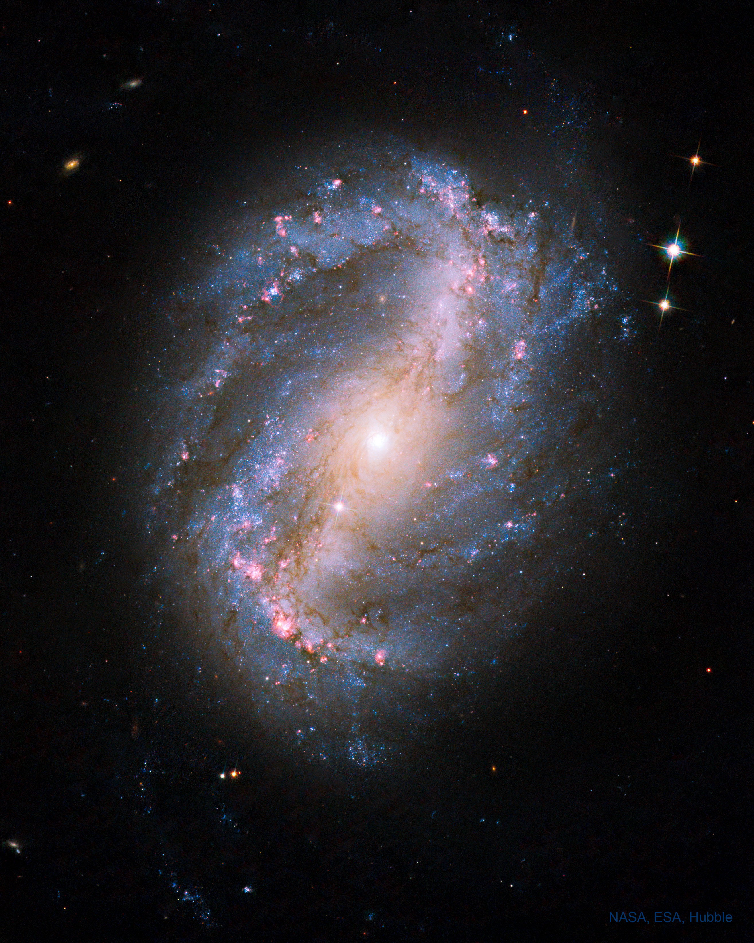 APOD: 2022 February 21 – Barred Spiral Galaxy NGC 6217