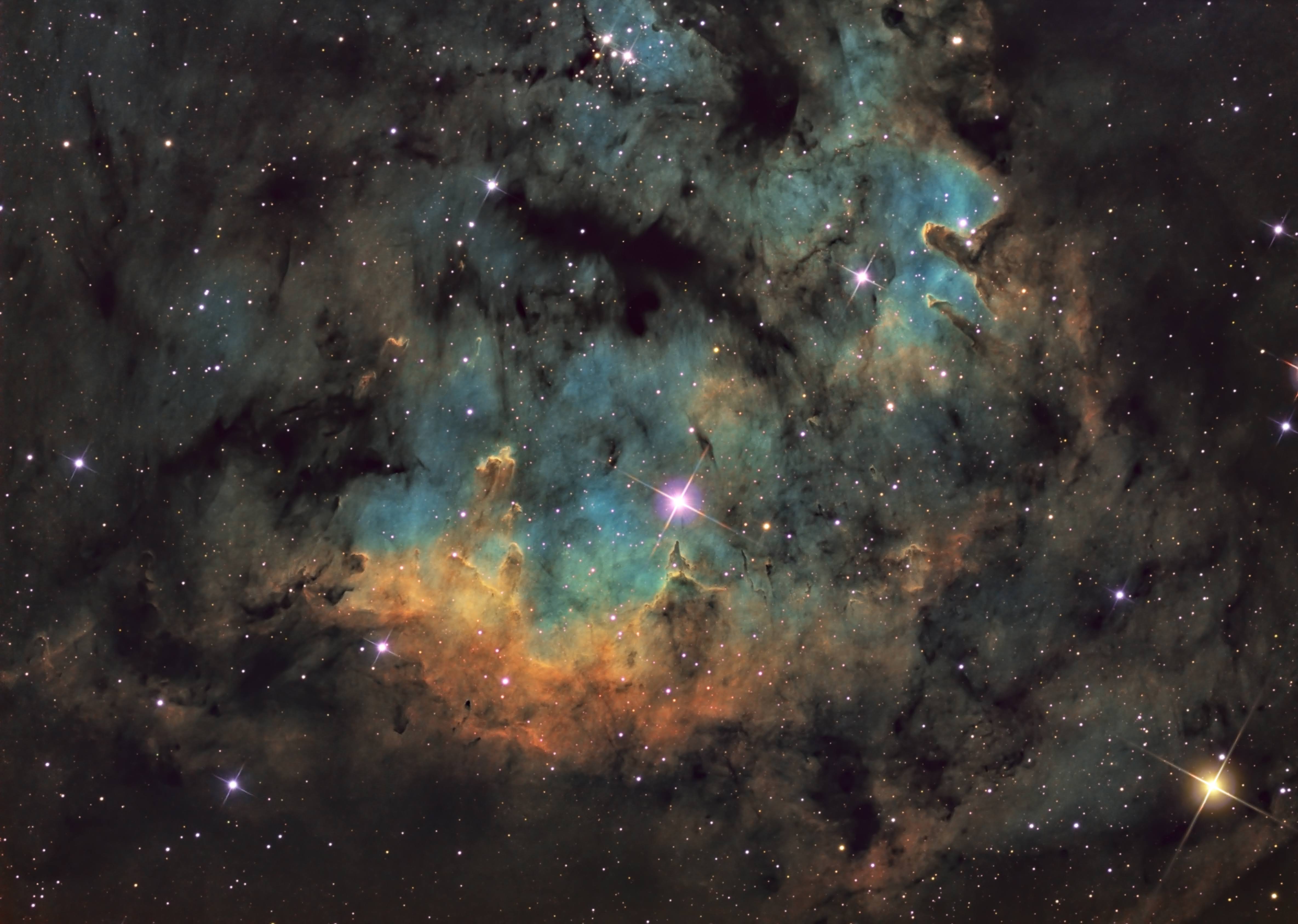 APOD: 2022 January 20 – NGC 7822 in Cepheus