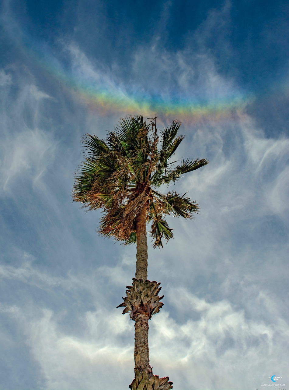APOD: 2022 March 11 – When Rainbows Smile