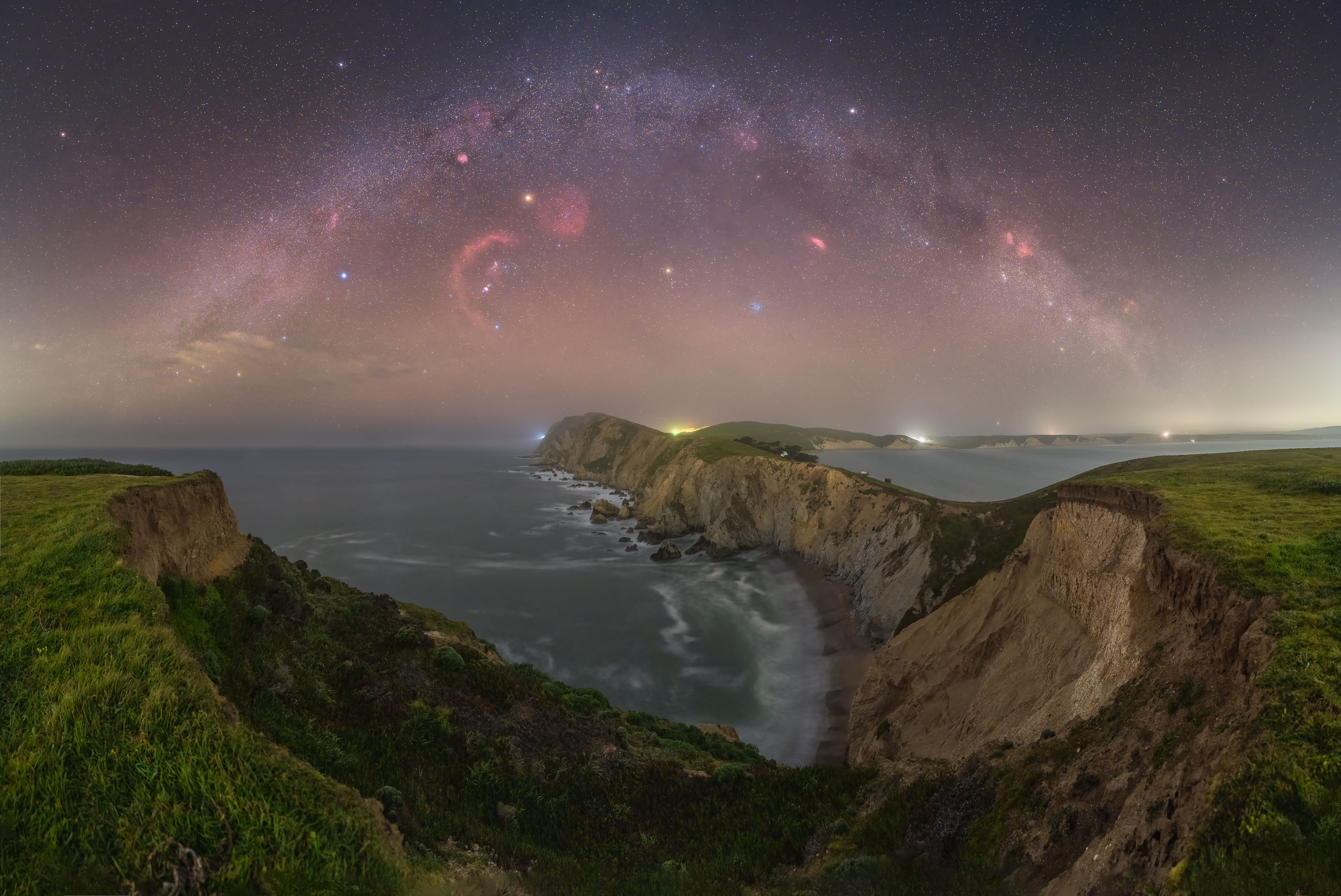 APOD: 2022 March 12 – Point Reyes Milky Way