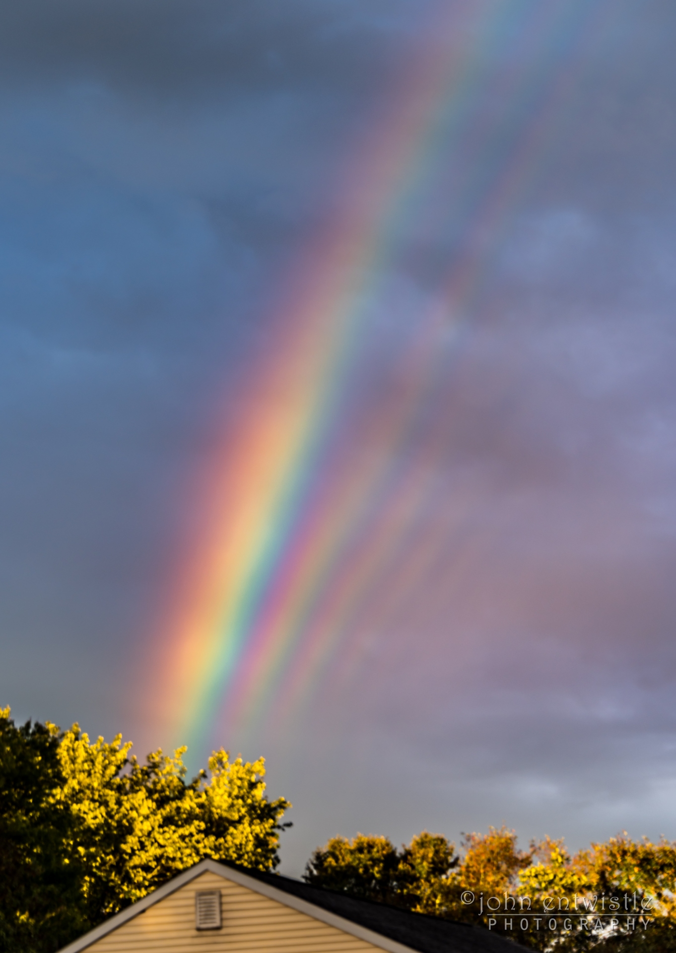 APOD: 2022 November 27 – Supernumerary Rainbows over New Jersey