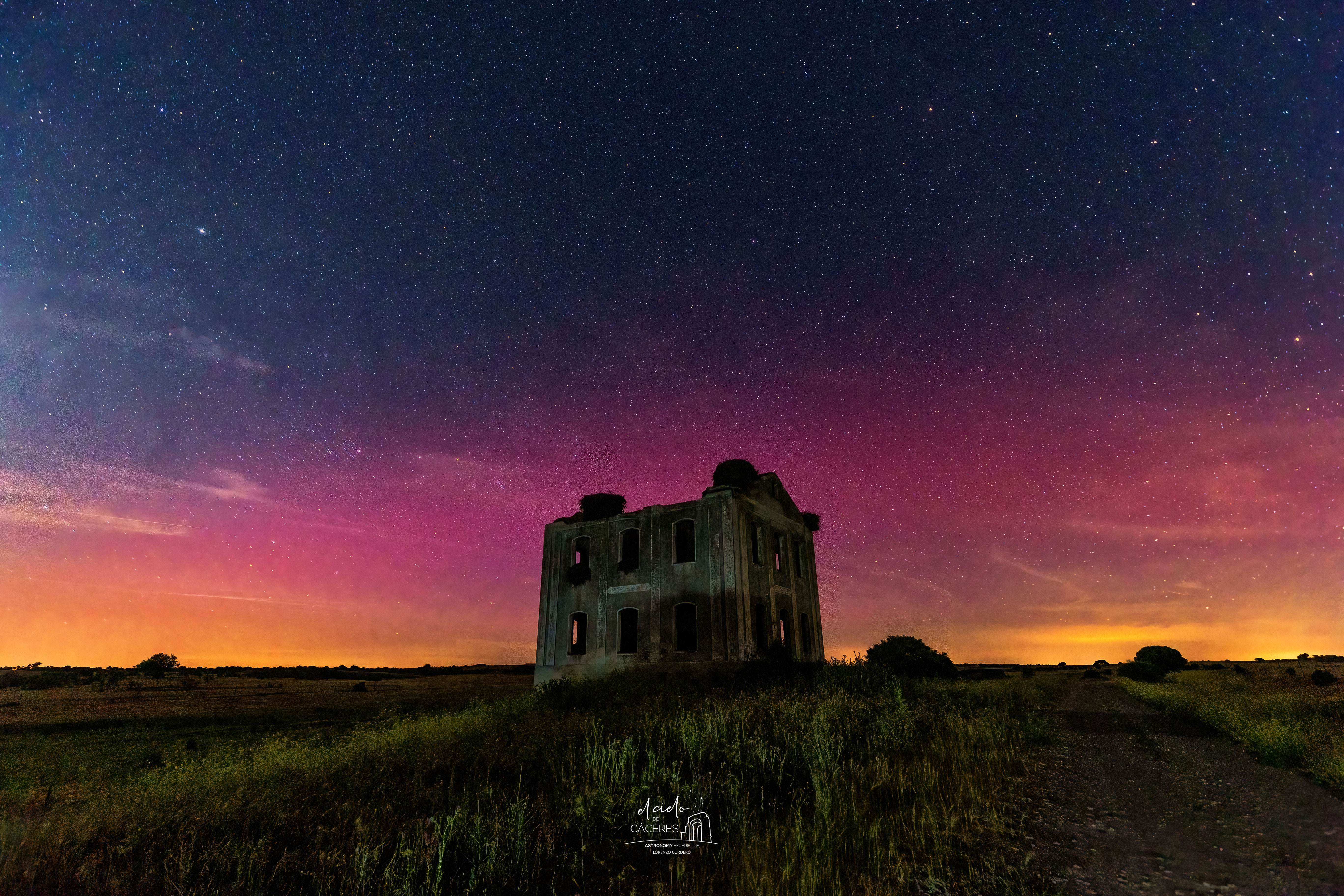 APOD: 2023 April 25 – Northern Lights over Southern Europe