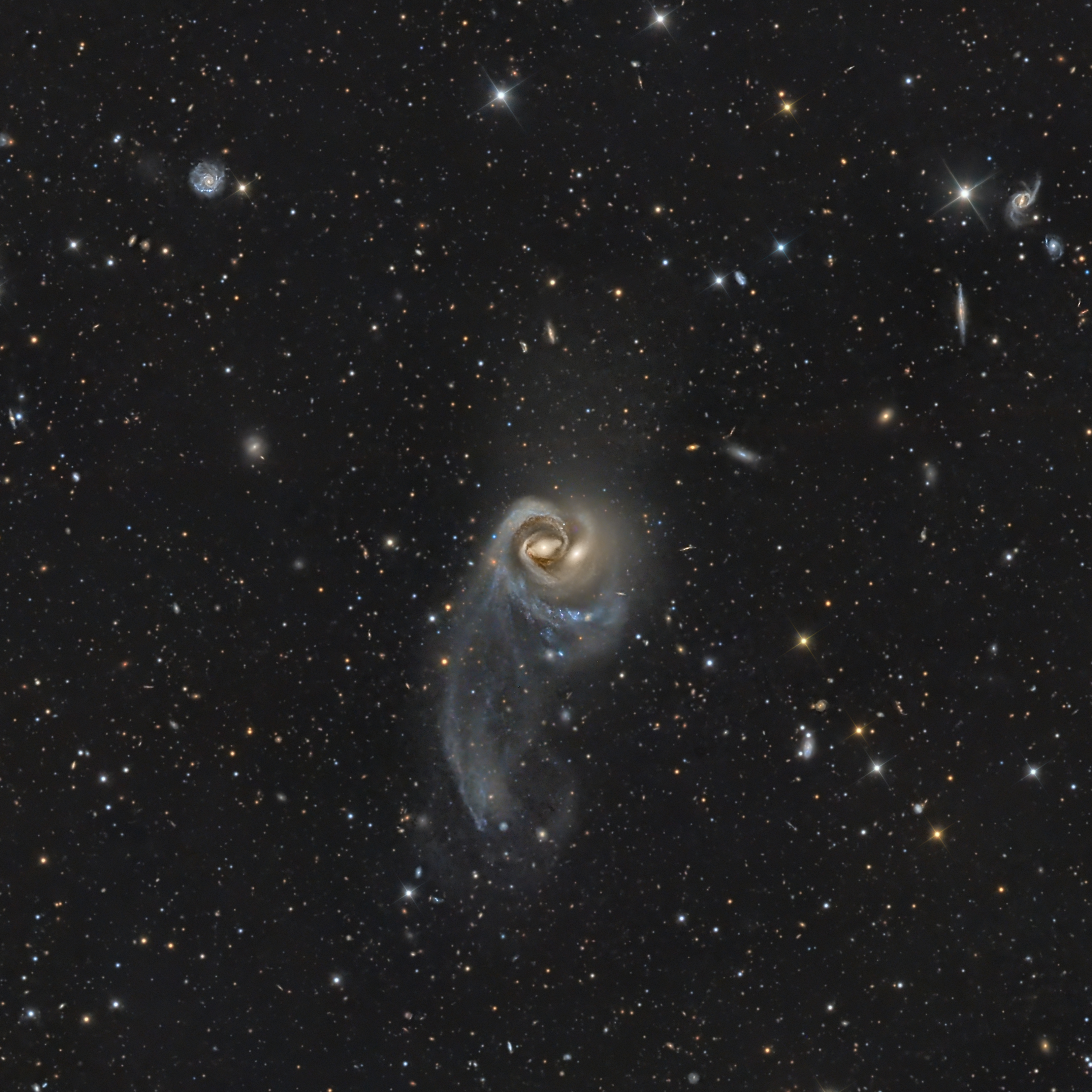 APOD: 2023 August 16 – Arp 93: A Cosmic Embrace