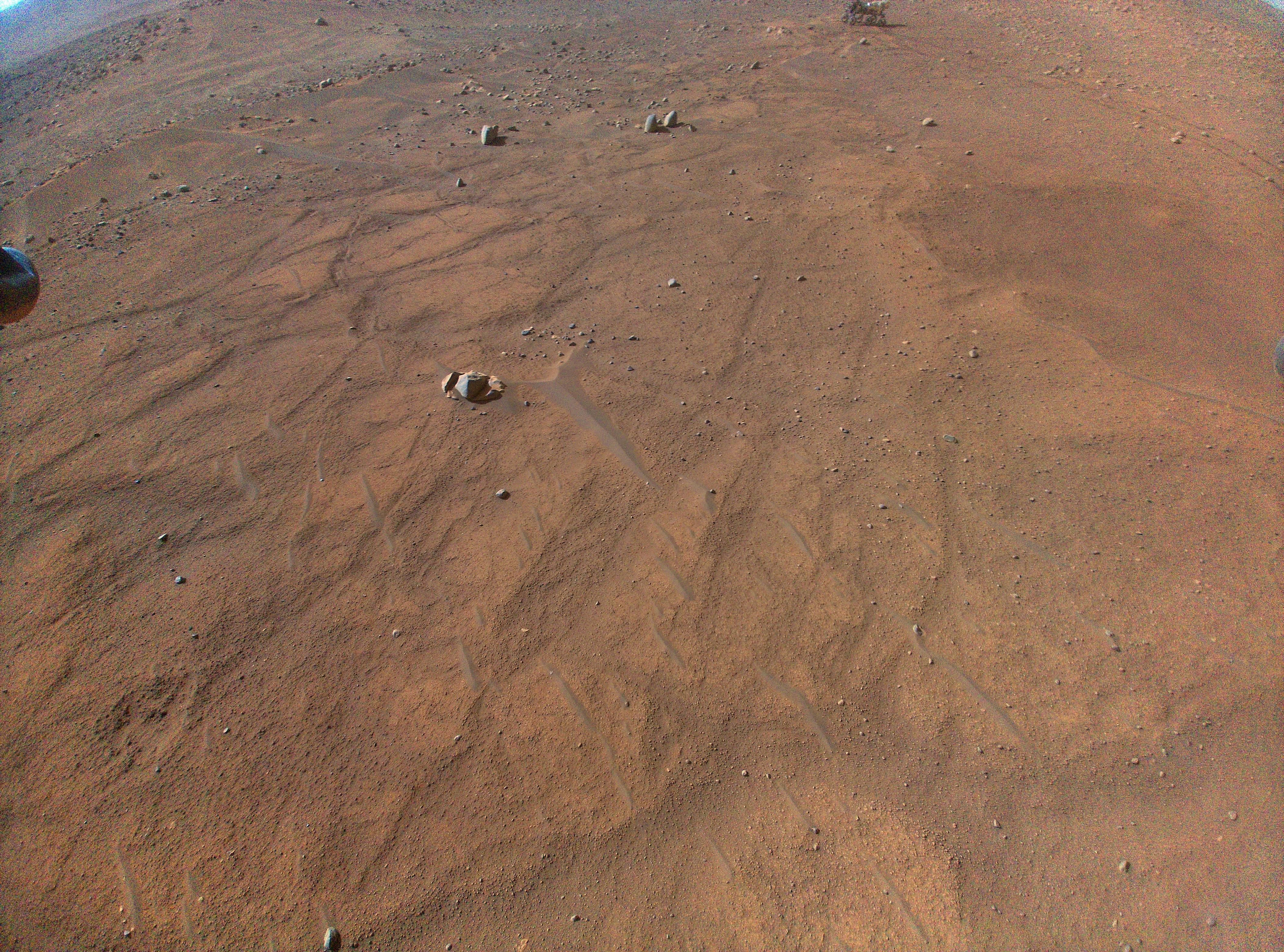 APOD: 2023 August 10 – Five Meters over Mars