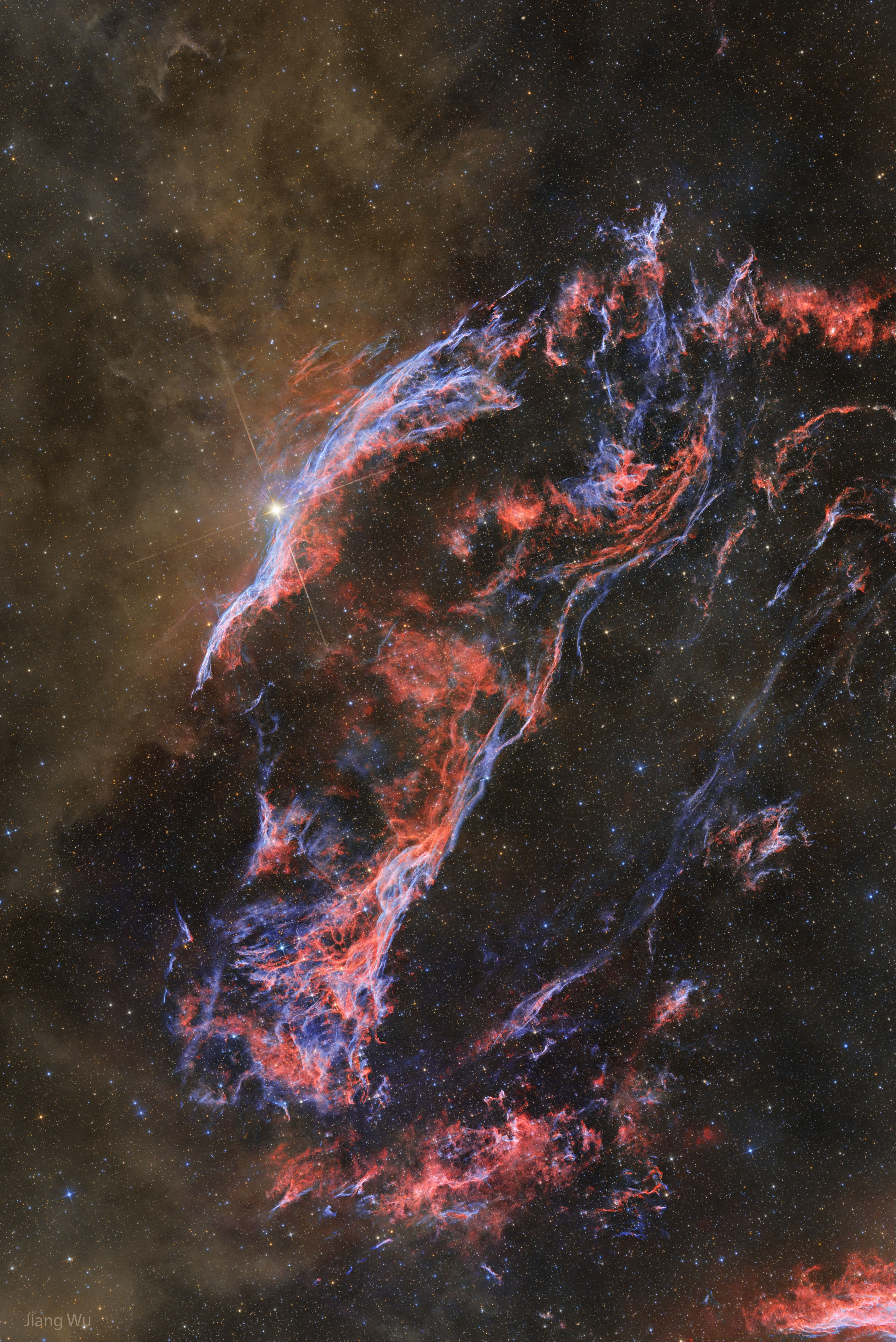 APOD: 2023 October 18 – Dust and the Western Veil Nebula