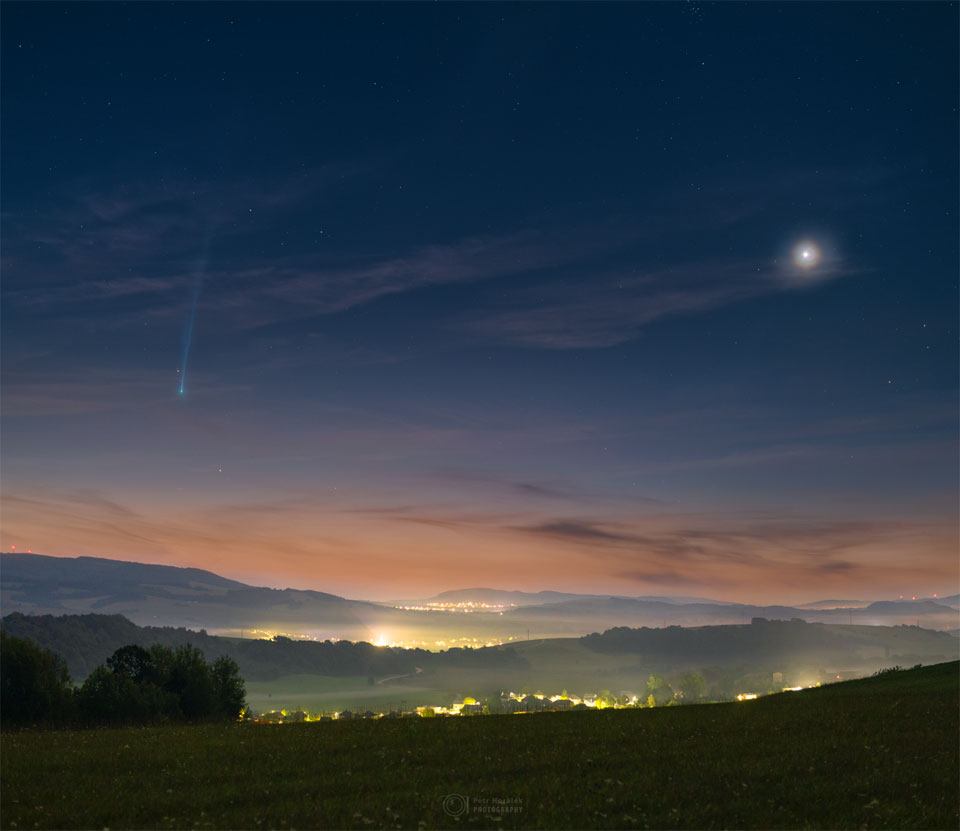 APOD: 2023 September 11 – Beautiful Comet Nishimura