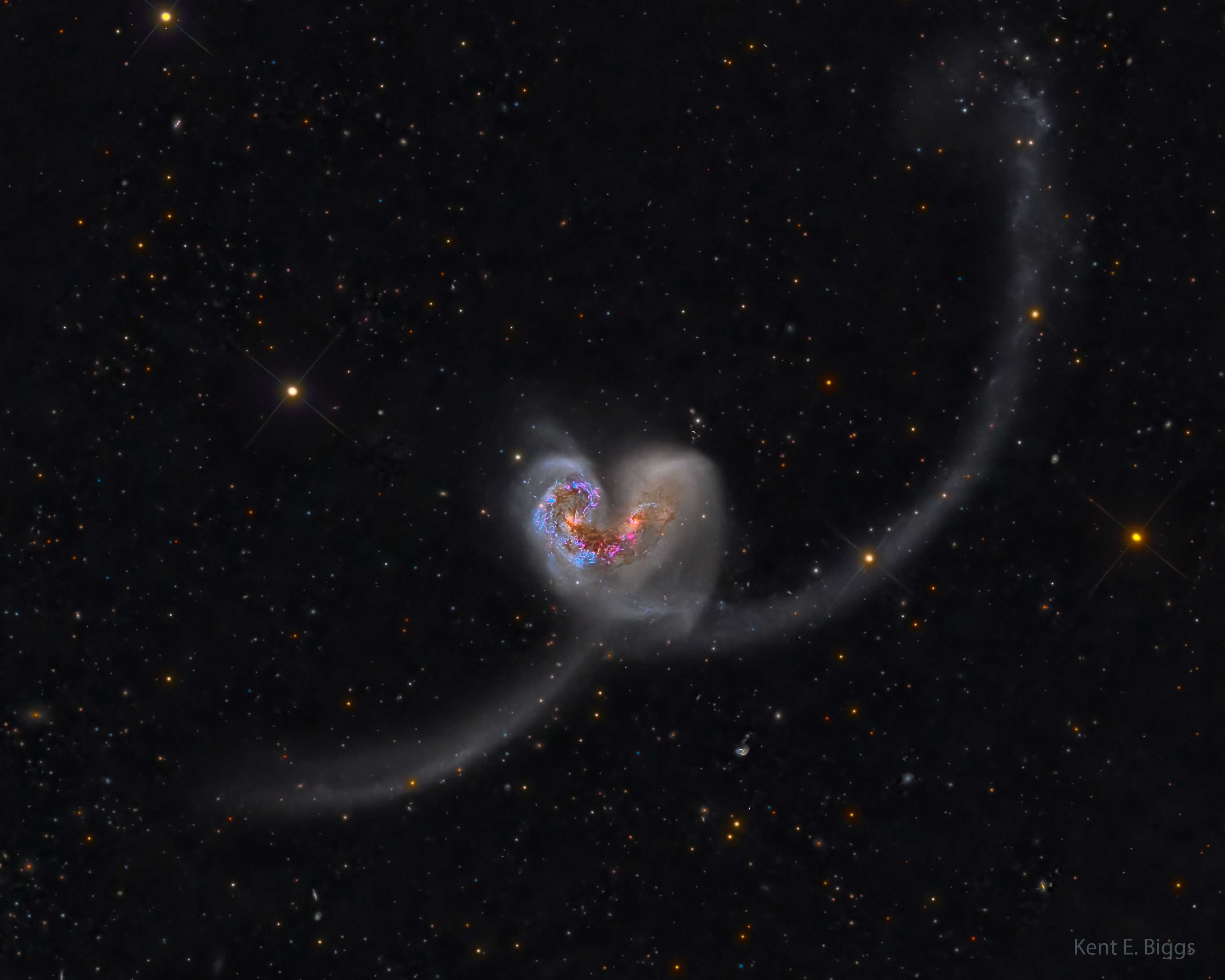 APOD: 2024 February 7 – The Heart Shaped Antennae Galaxies