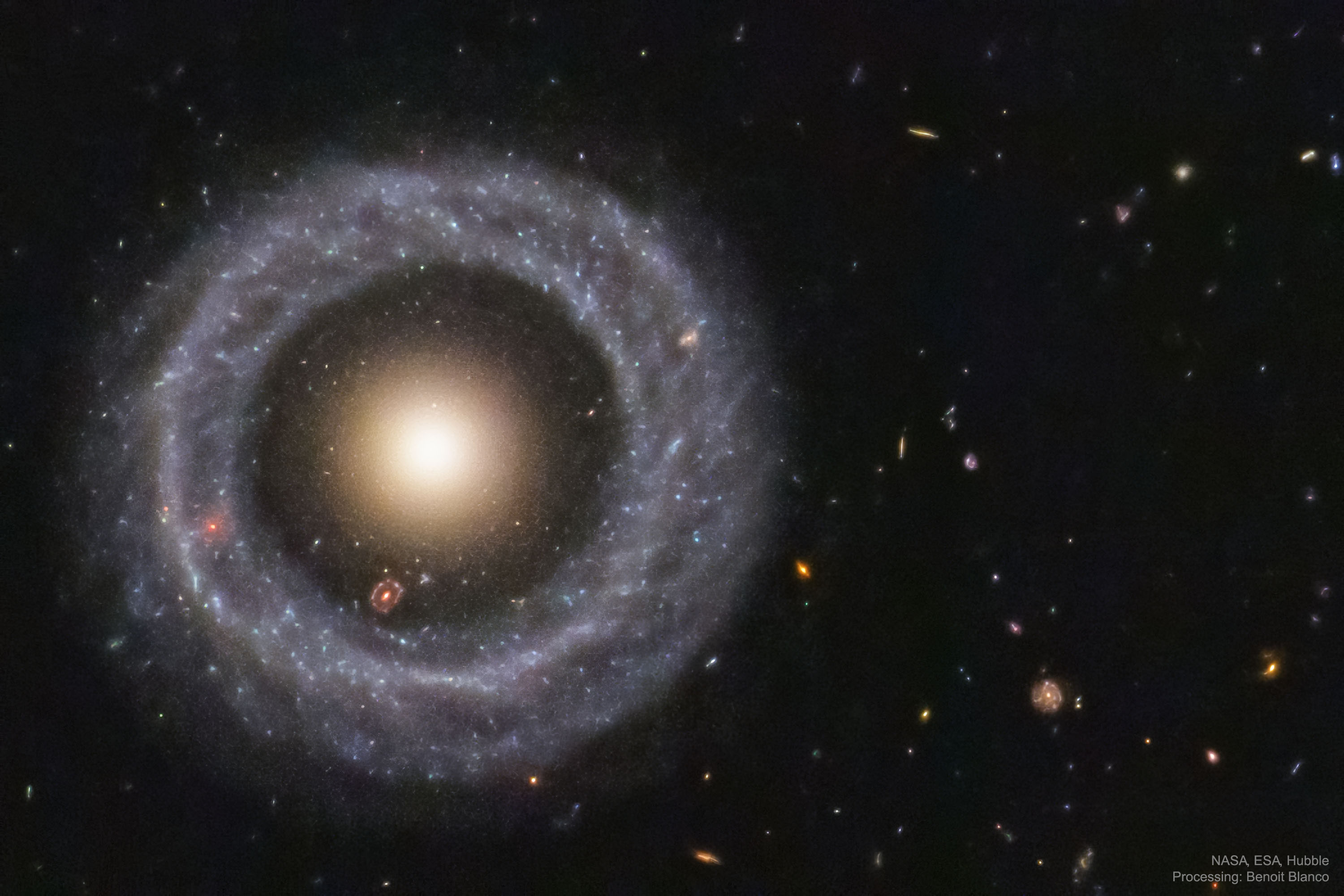 APOD: 2024 February 18 – Hoags Object: A Nearly Perfect Ring Galaxy