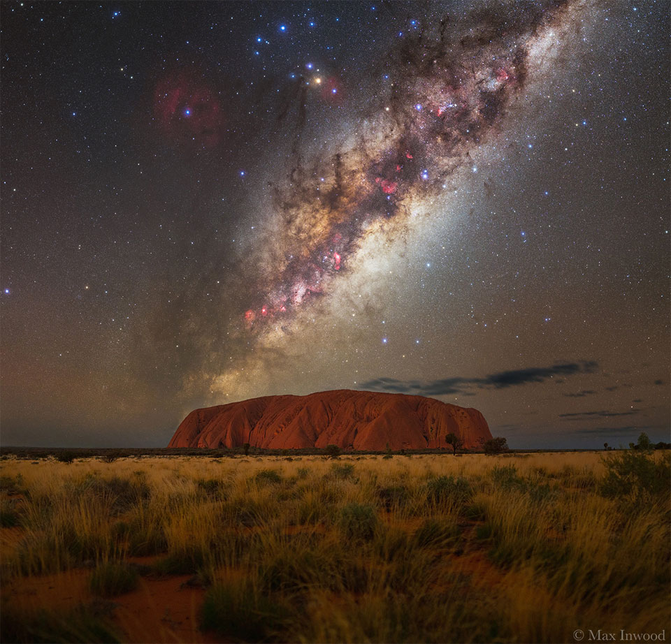 APOD: 2024 July 29 – Milky Way over Uluru