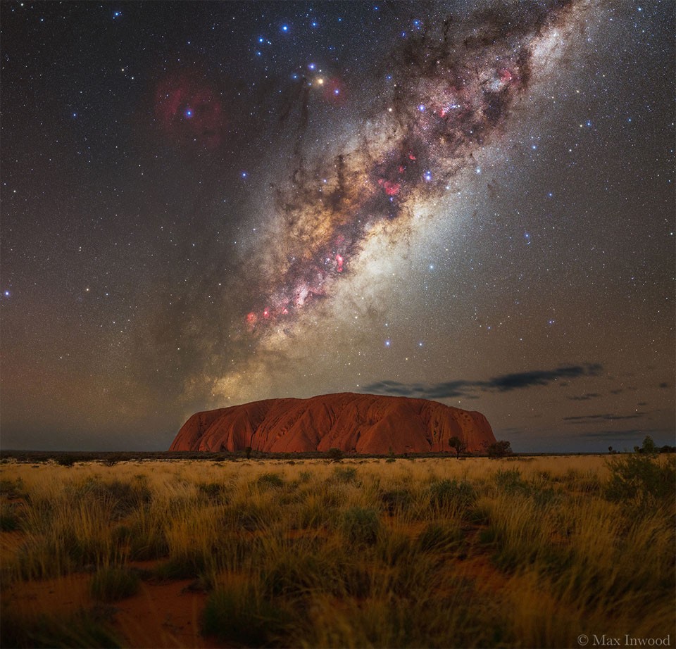 Milky Way over Uluru — APOD for 2024-07-29