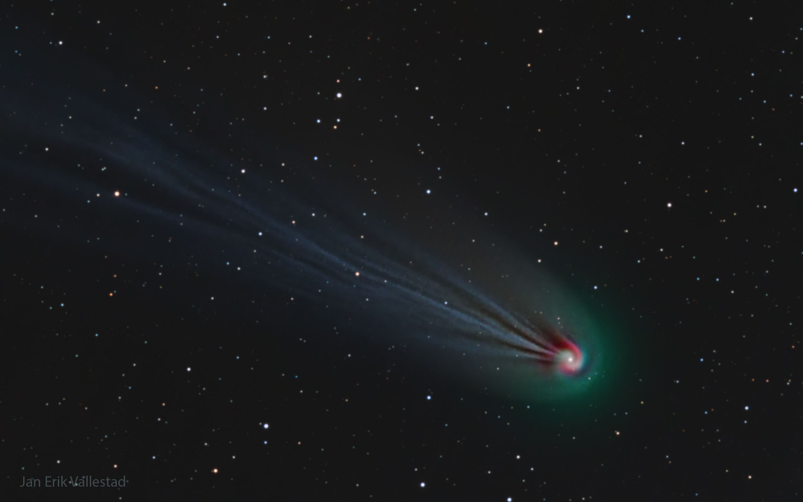 APOD: 2024 March 18 – Comet Pons Brooks Swirling Coma
