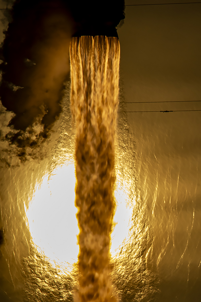 APOD: 2024 September 28 – Rocket Eclipse at Sunset