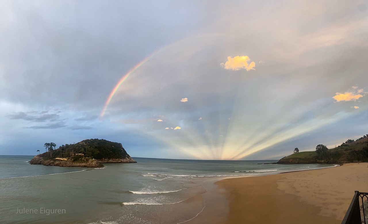 APOD: 2025 February 4 - Anticrepuscular Rays: A Rainbow Fan over Spain - NASA Science