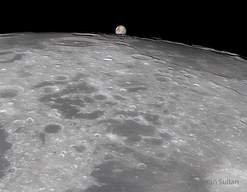 APOD: 2025 January 15 – Wolf Moon Engulfs Mars