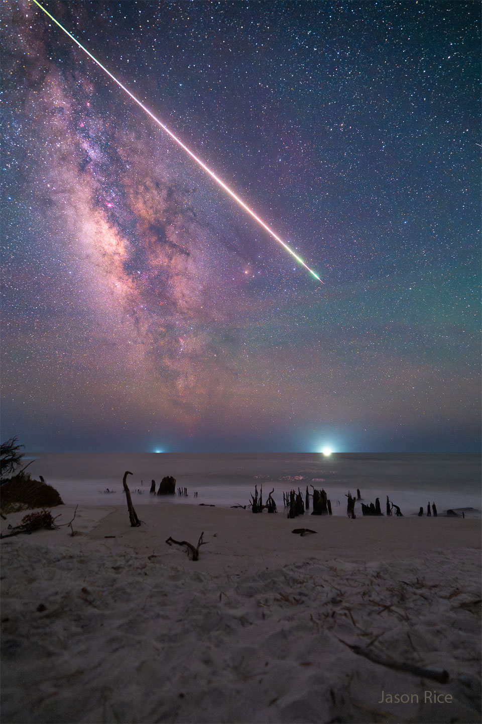 APOD: 2025 July 23 – Fireball over Cape San Blas