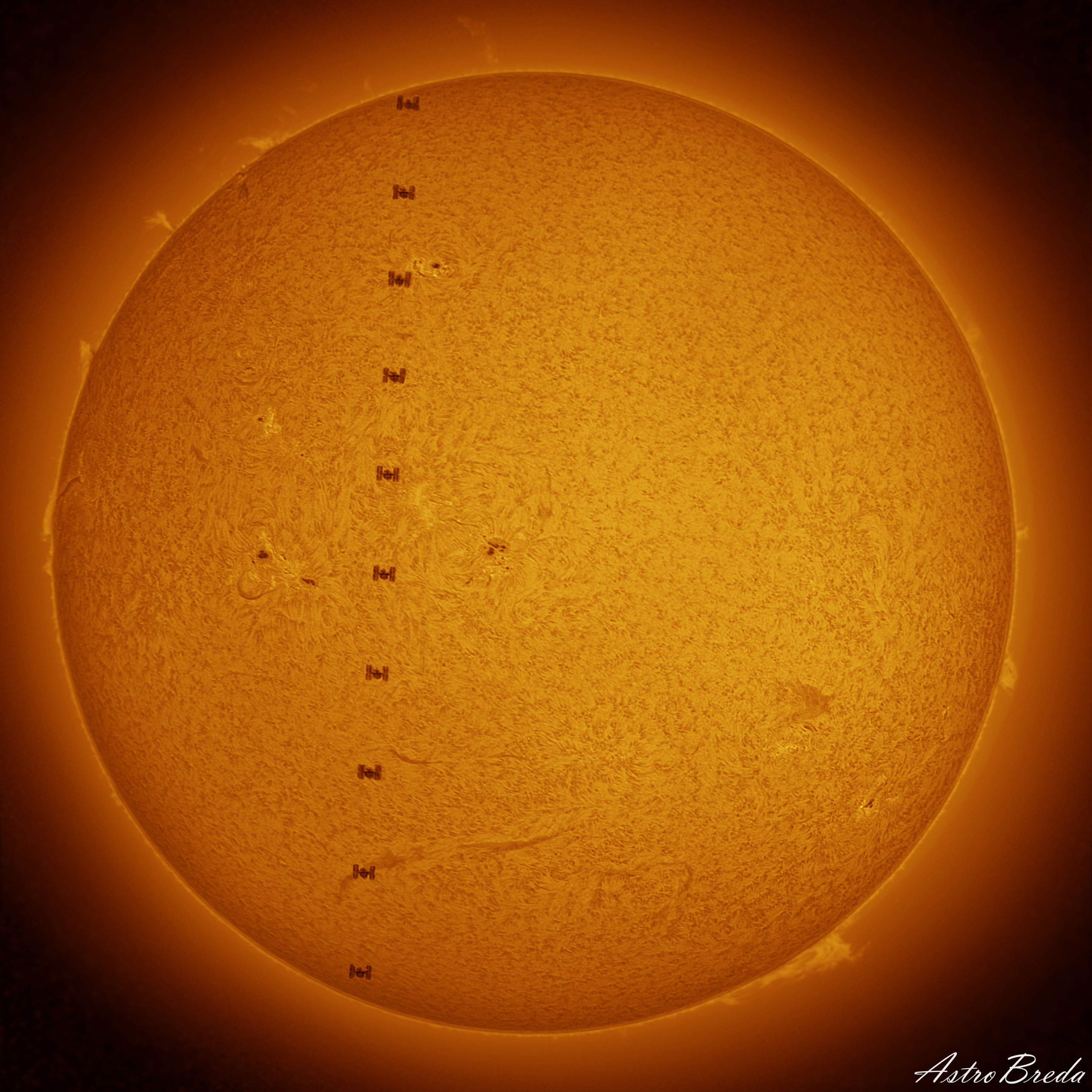 APOD: 2025 May 21 – International Space Station Crosses the Sun