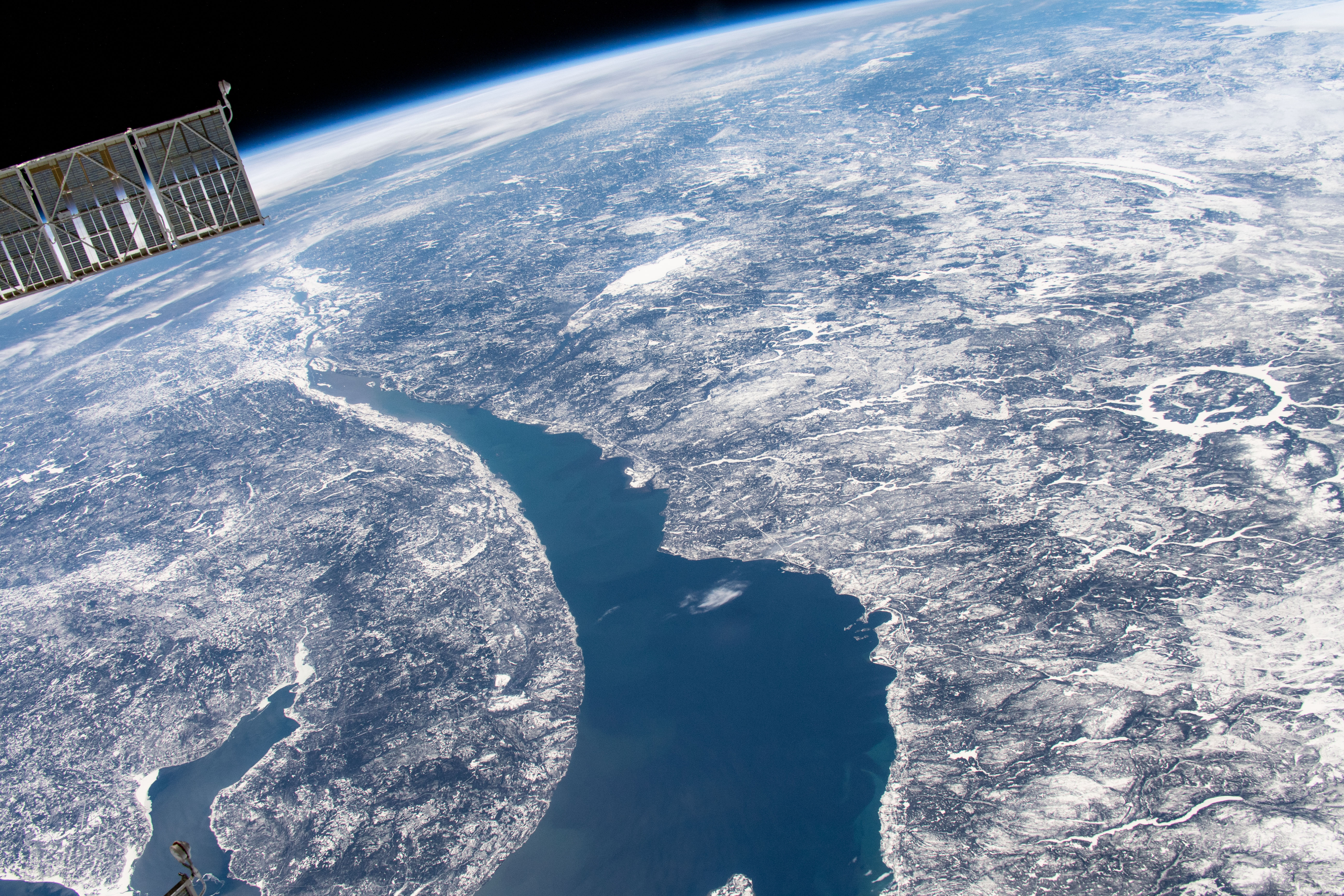 APOD: 2025 October 11 – Manicouagan Impact Crater from Space