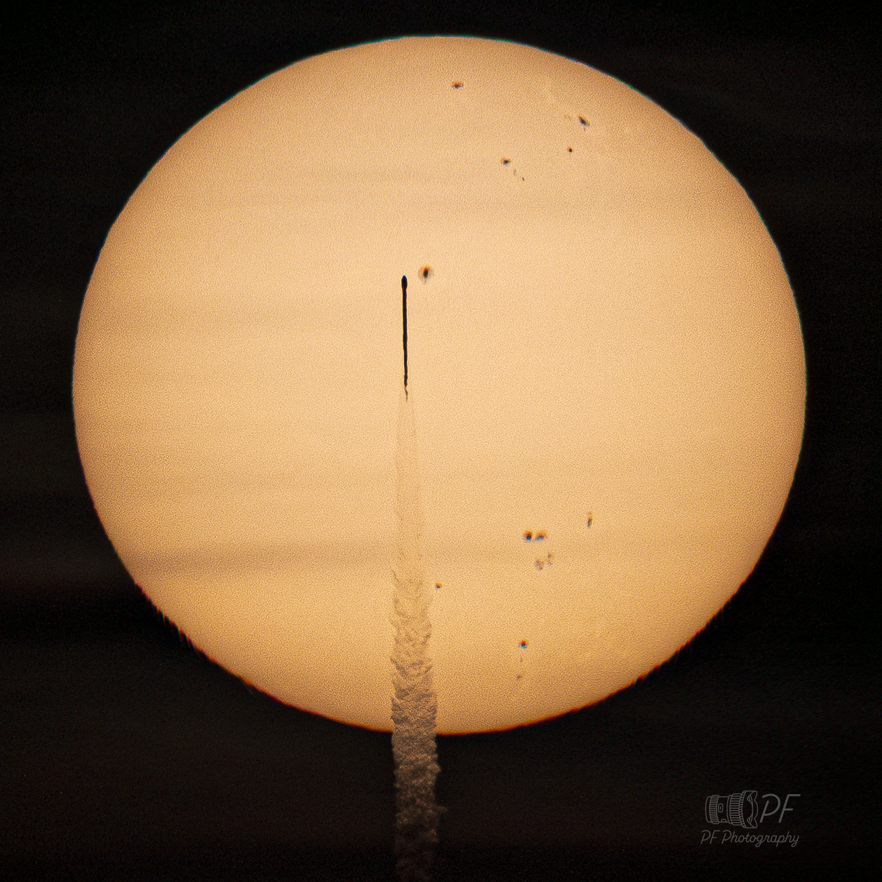 APOD: 2025 September 27 – A Rocket in the Sun