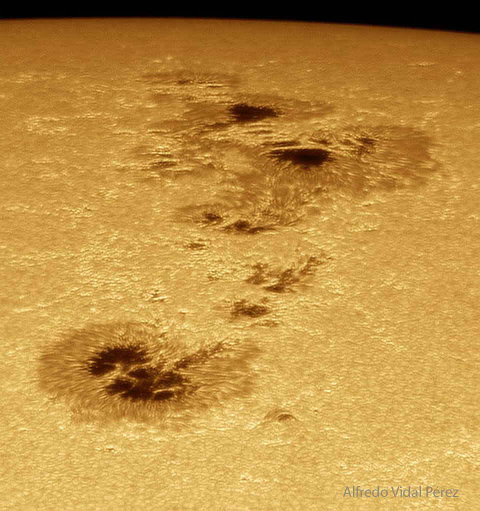 APOD: 2026 June 28 – AR 4478: Giant Sunspot Group