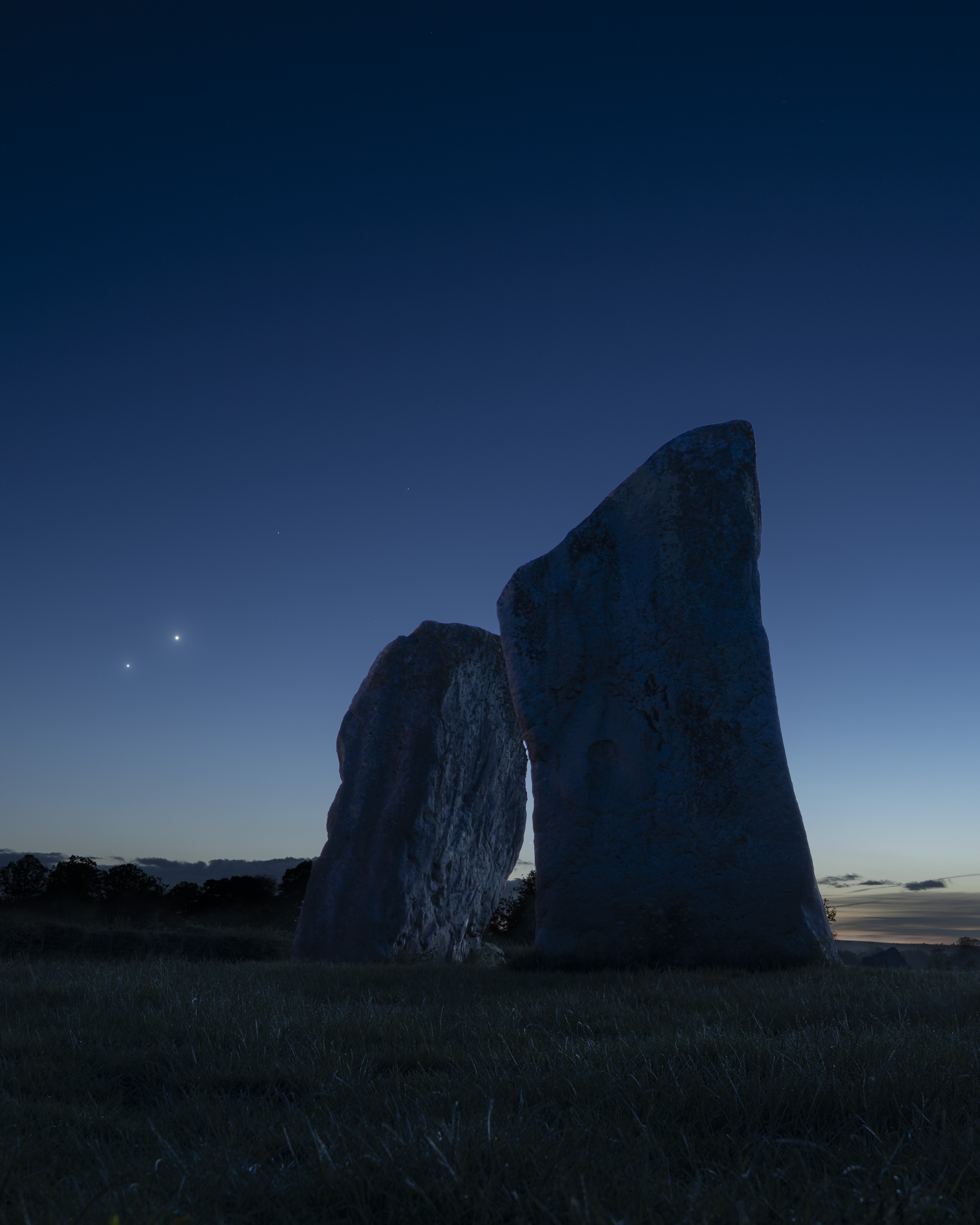 APOD: 2026 June 12 – Venus and Jupiter: Conjunction from Avebury