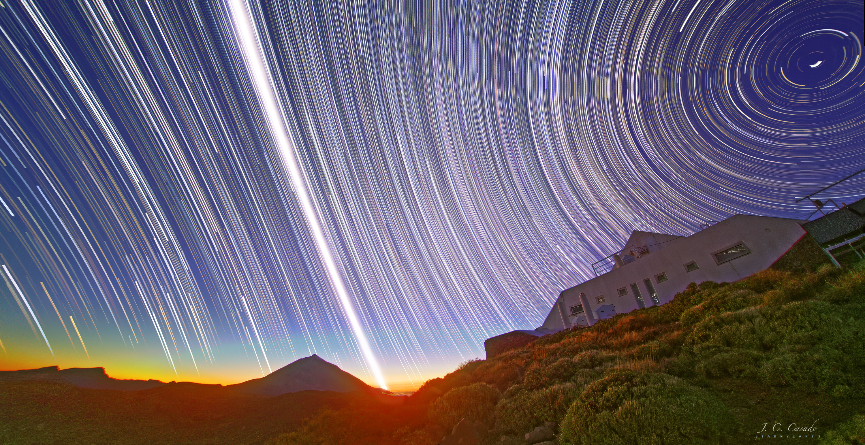 APOD: 2026 March 20 – Spring Equinox at Teide Observatory