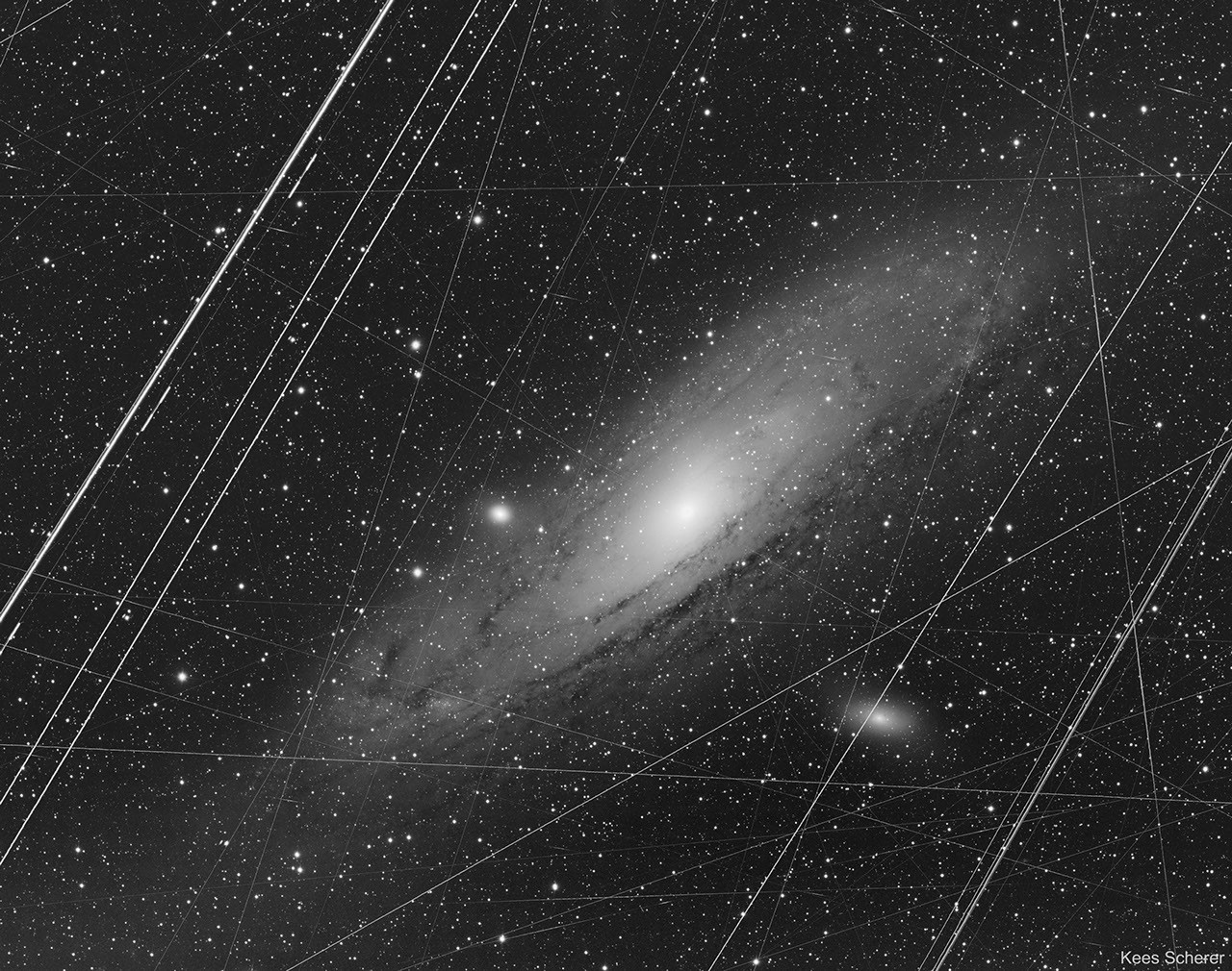 APOD: 2026 September 27 – Andromeda Before and After Photoshop