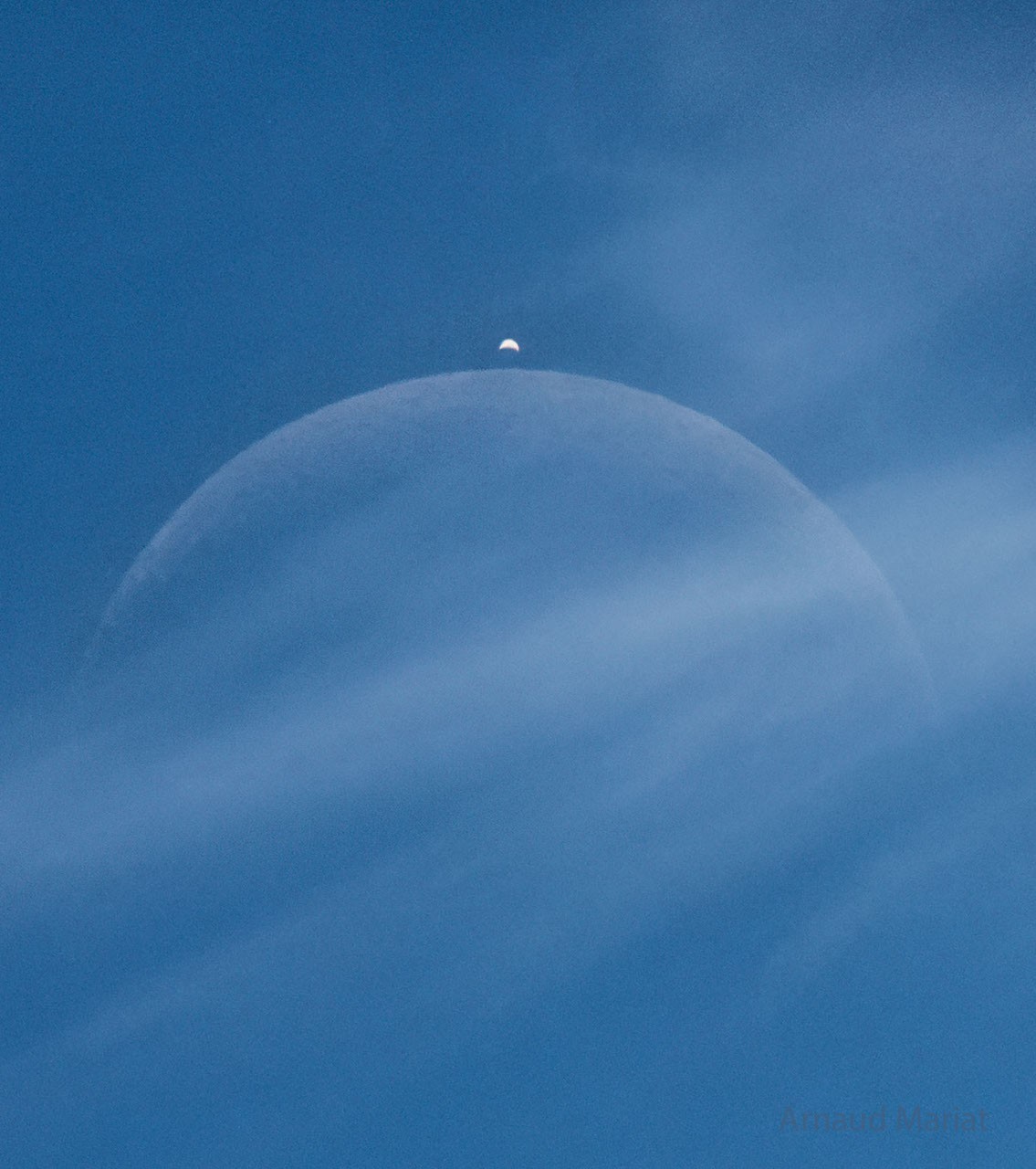 APOD: 2026 September 15 – A Daytime Eclipse: Moon Occults Venus – NASA Science APOD: 2026 September 15 – A Daytime Eclipse: Moon Occults Venus – NASA Science