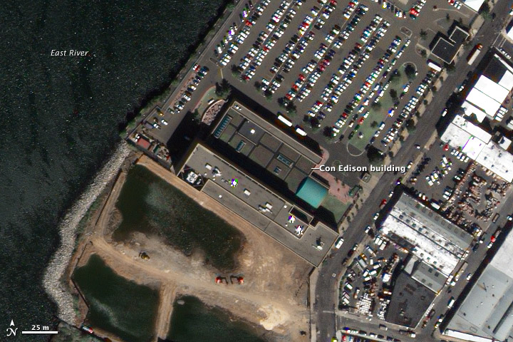 Satellite image of Con Edison building, Long Island City, New York.