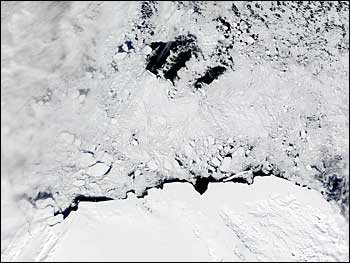 MODIS image of Oates and Pennell Coasts
