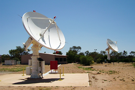 Photograph of satellite dishes at the Alice Springs Data Acquisition Facility.