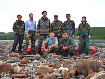 Group photgraph of Siberia 2008 Kotuykan River expedition.